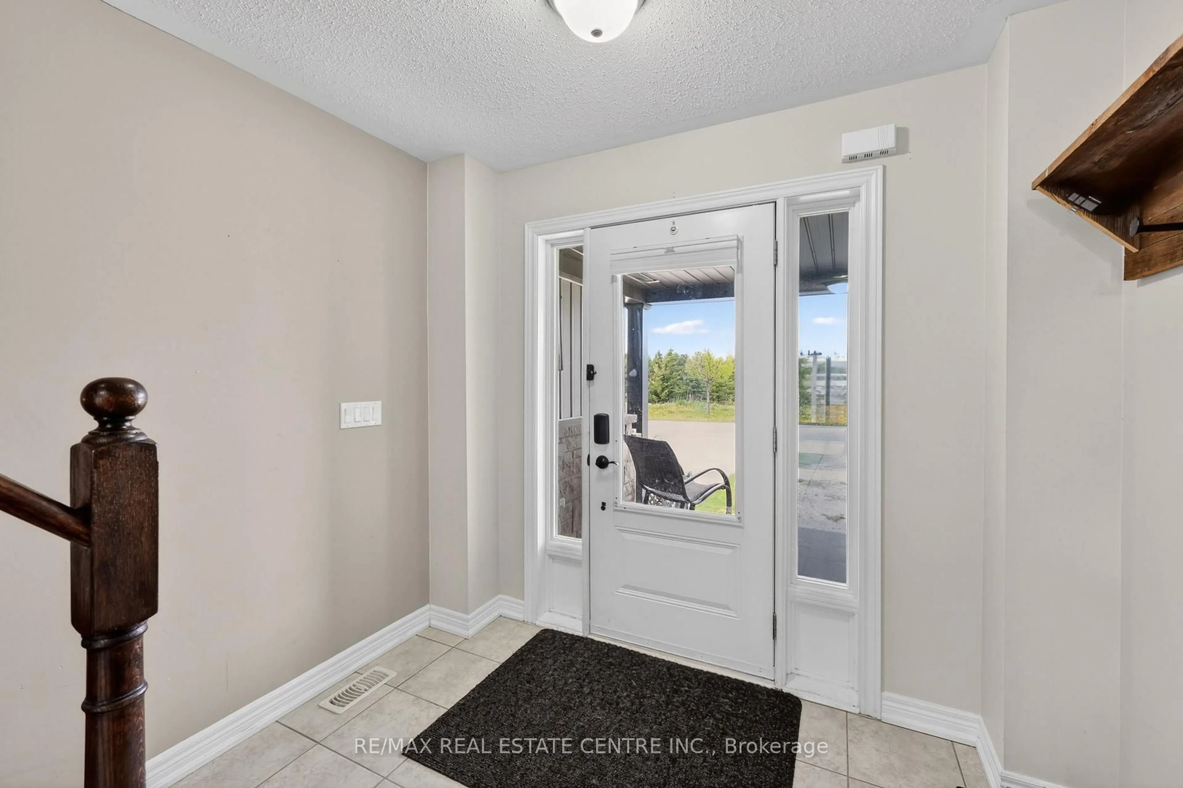 Unknown for 941 Cook Cres, Shelburne Ontario L9V 3V2