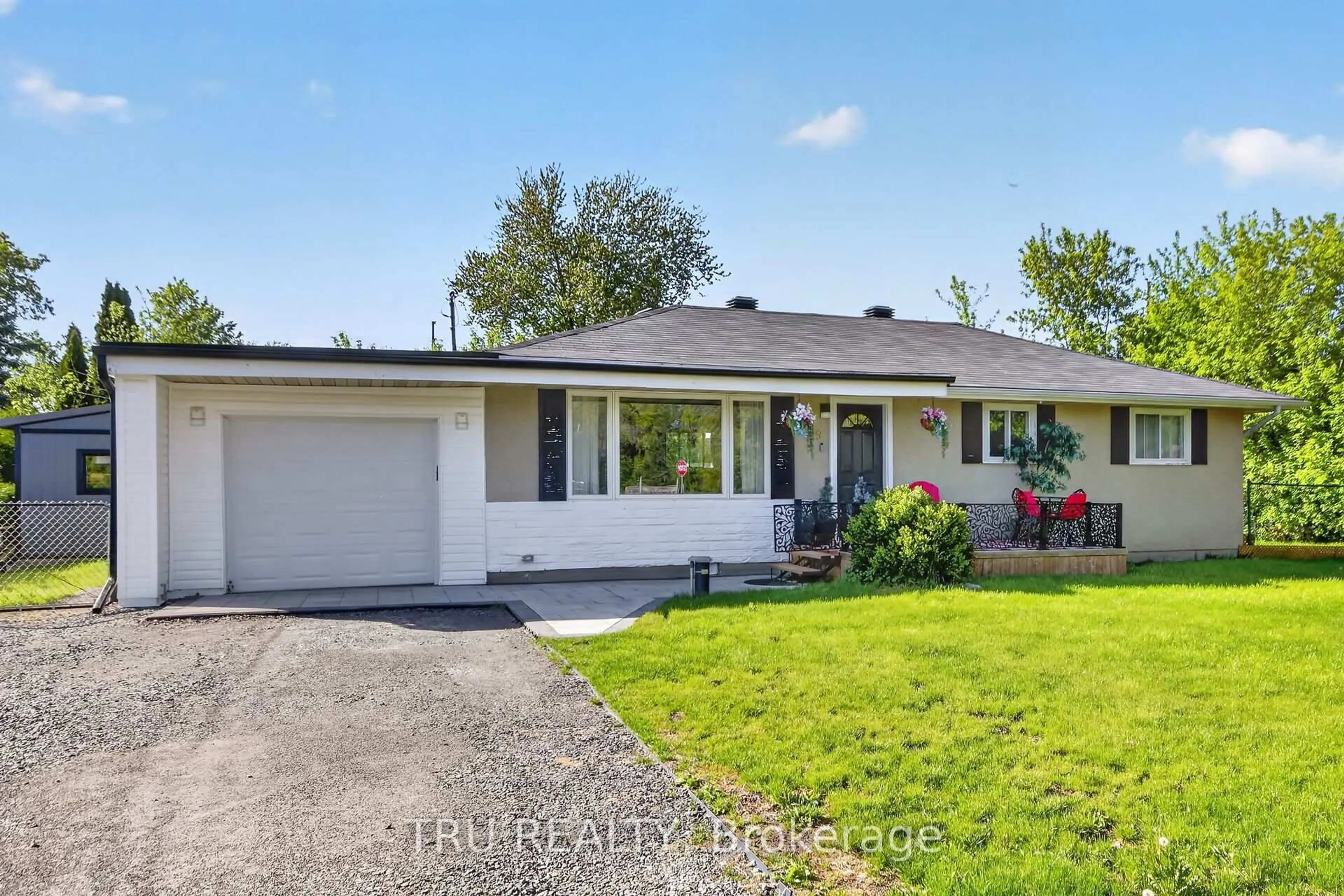 Unknown for 19 Todd Dr, Richmond Ontario K0A 2Z0