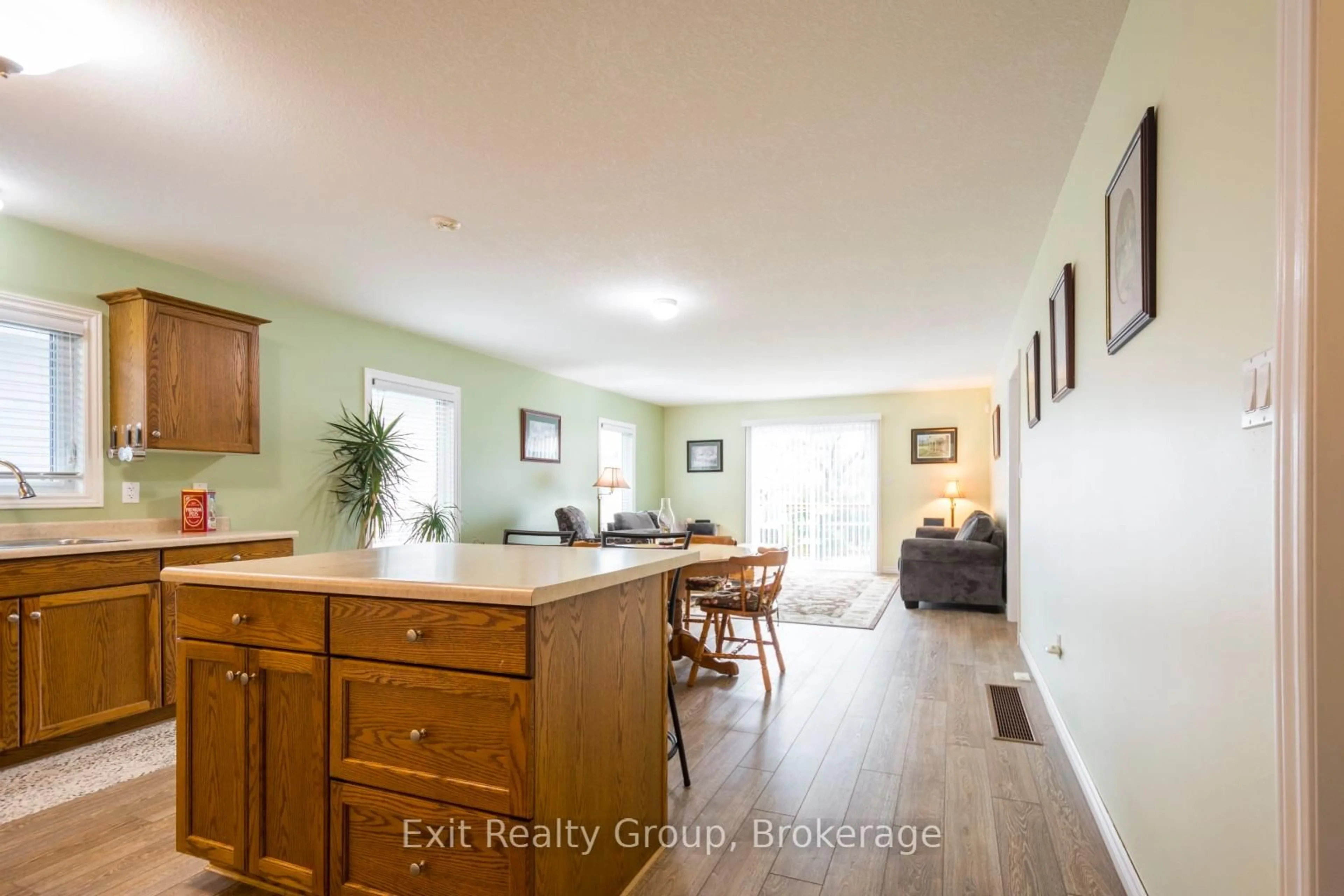 Unknown for 30 Aletha Dr, Prince Edward County Ontario K0K 3L0