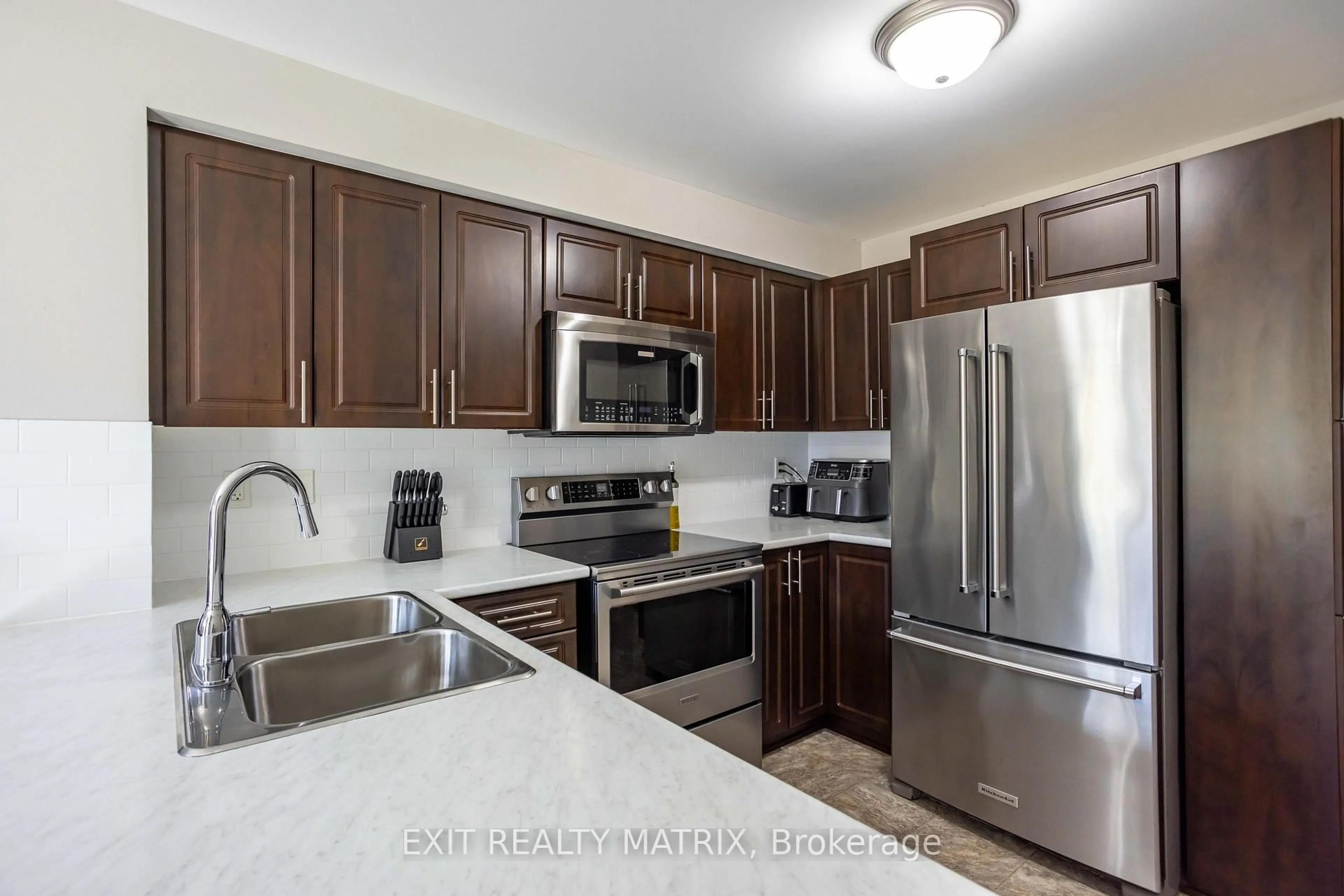 Unknown for 2224 Marble Cres #9, Clarence-Rockland Ontario K4K 0G9