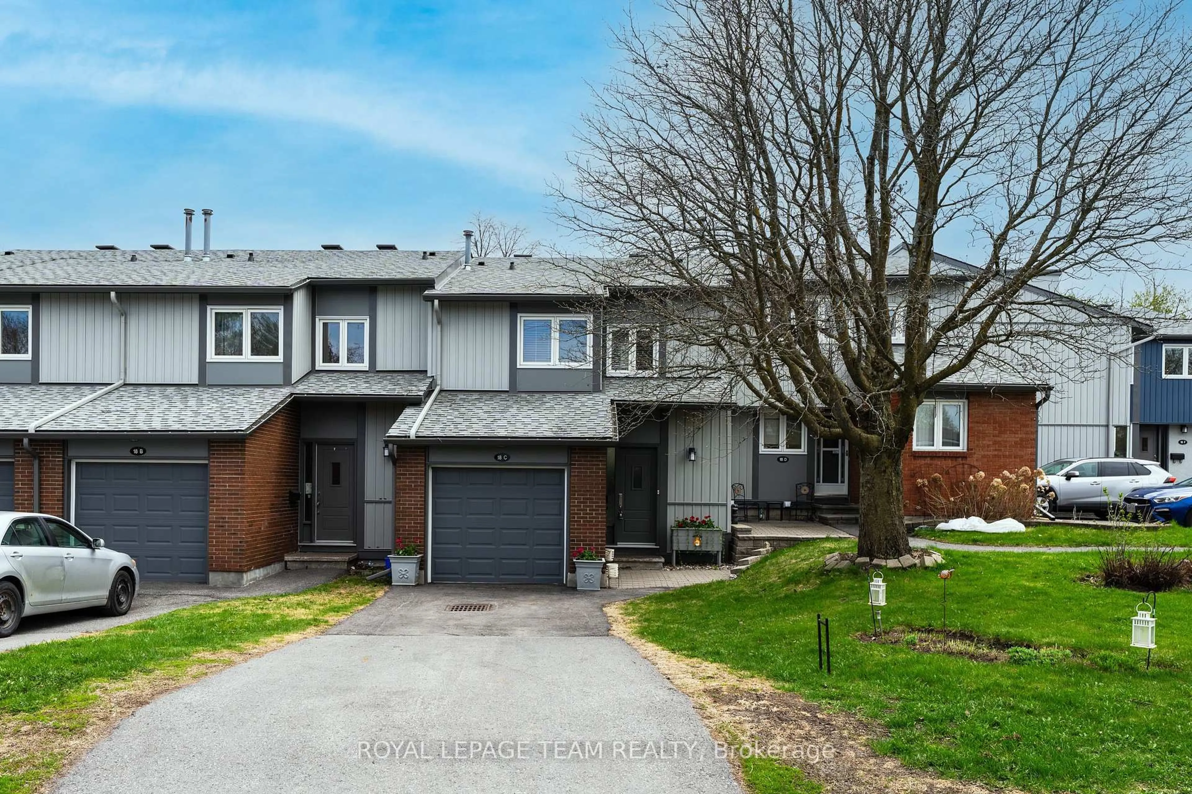 Unknown for 18 Benlea Dr #C, Ottawa Ontario K2G 4A8
