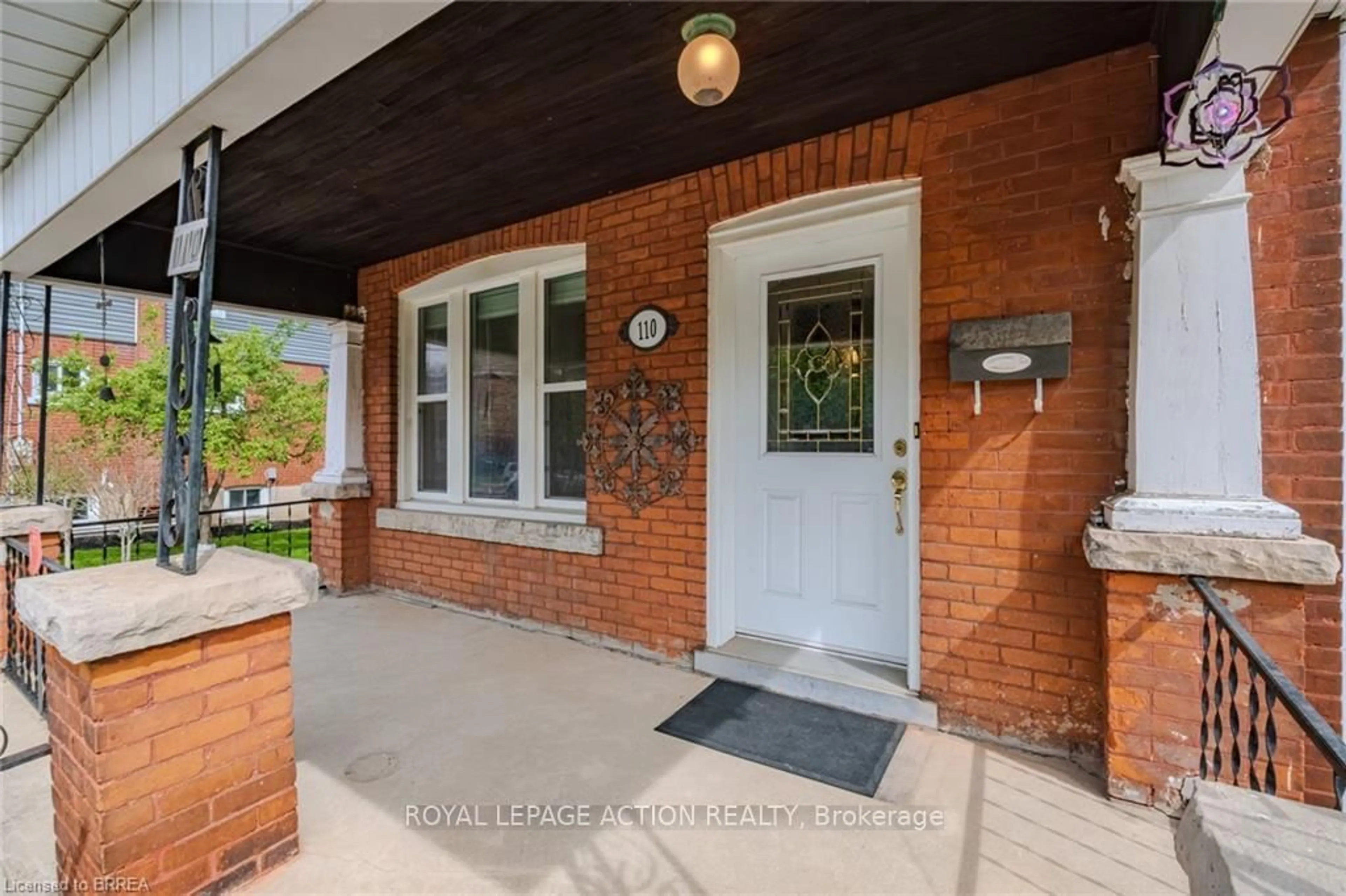 Unknown for 110 Arthur St, Brantford Ontario N3S 3J4