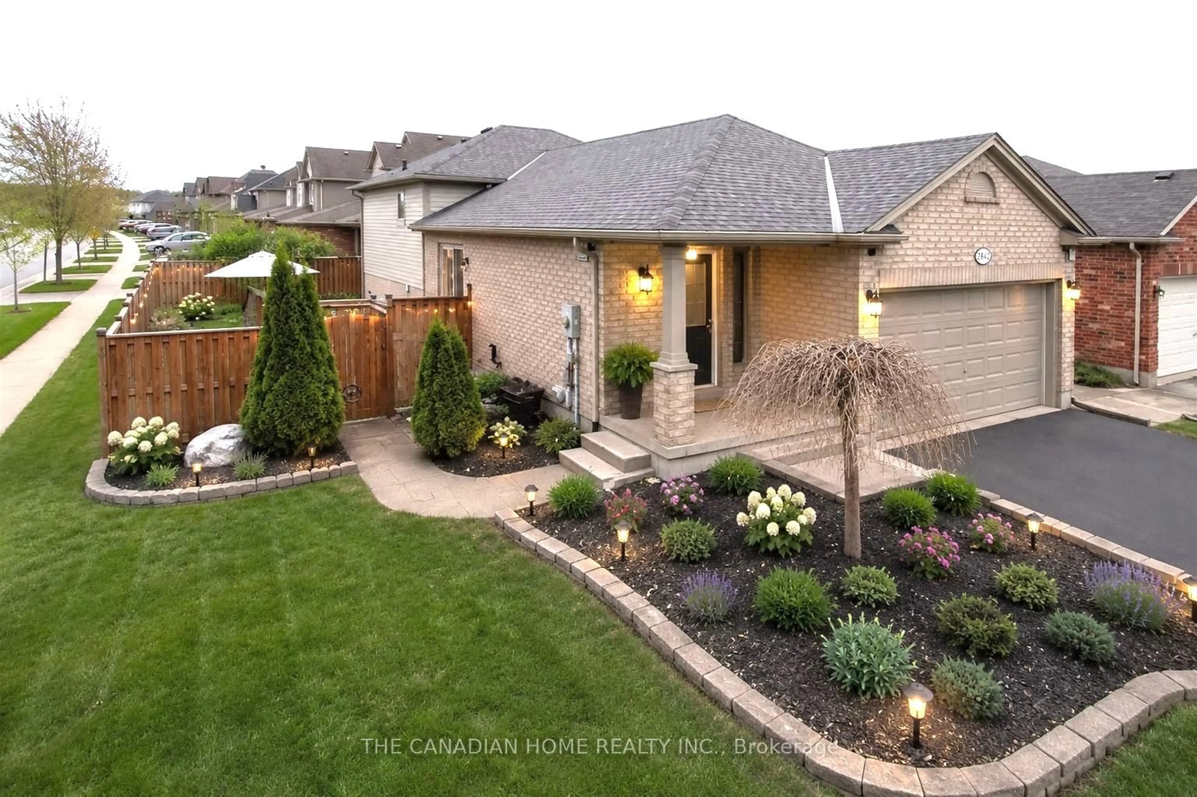 Unknown for 2842 MEADOWGATE Blvd, London South Ontario N6M 1L4