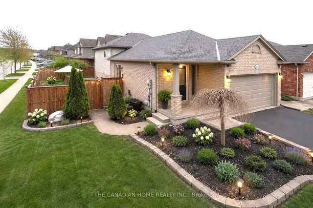 2842 MEADOWGATE Blvd, London South 2