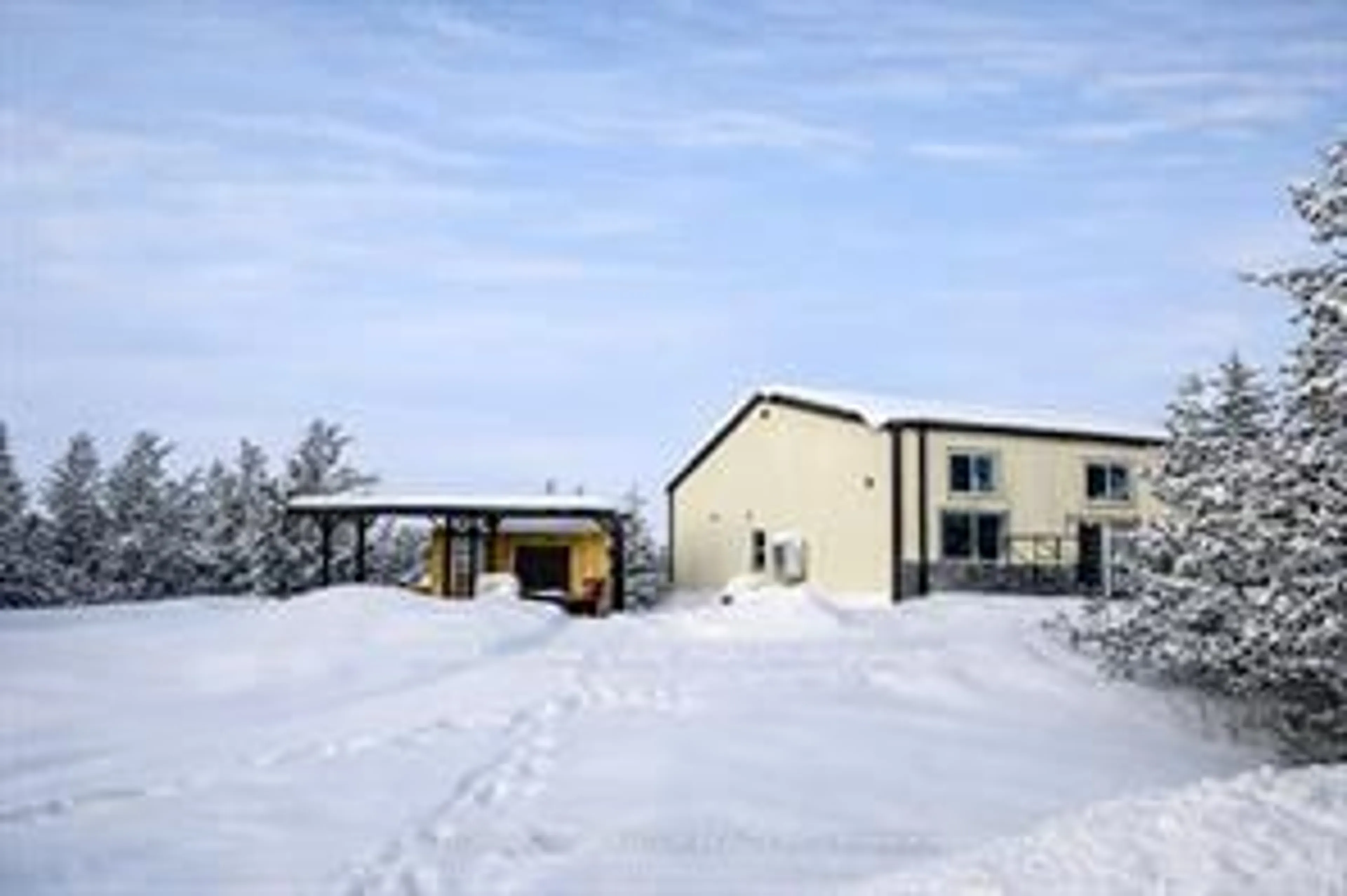 A pic from outside/outdoor area/front of a property/back of a property/a pic from drone, building for 15 Wallick Dr, Trent Hills Ontario K0K 1L0