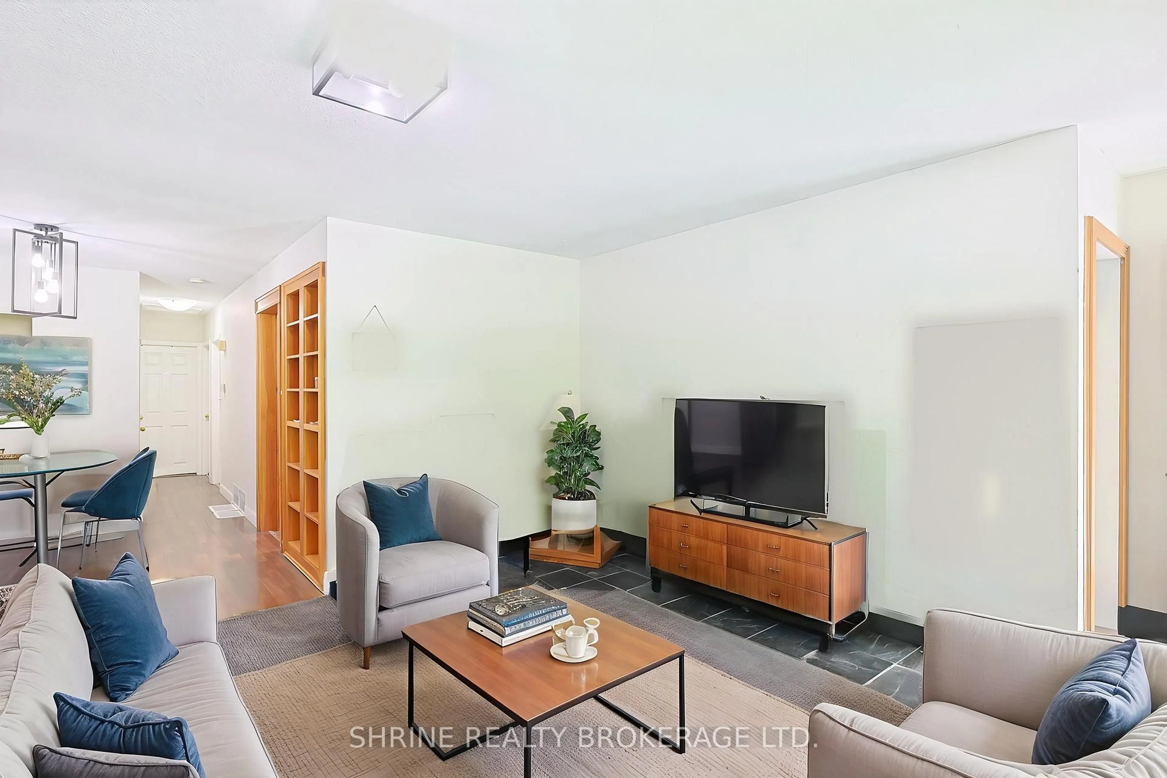 Living room with furniture, unknown for 743 Sevilla Park Pl, London East Ontario N5Y 4H9