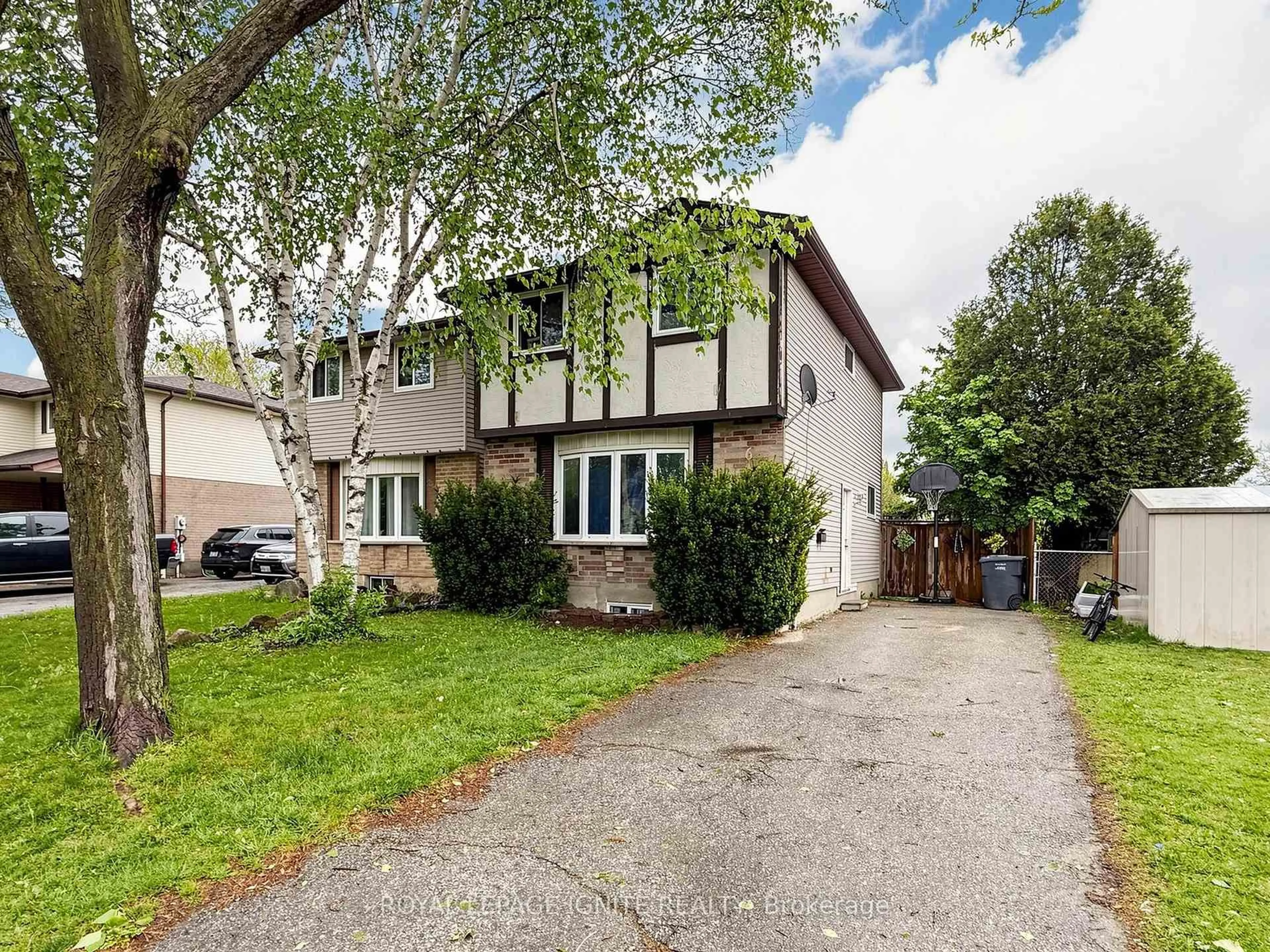 Unknown for 6 Upton Cres, Guelph Ontario N1E 6P2