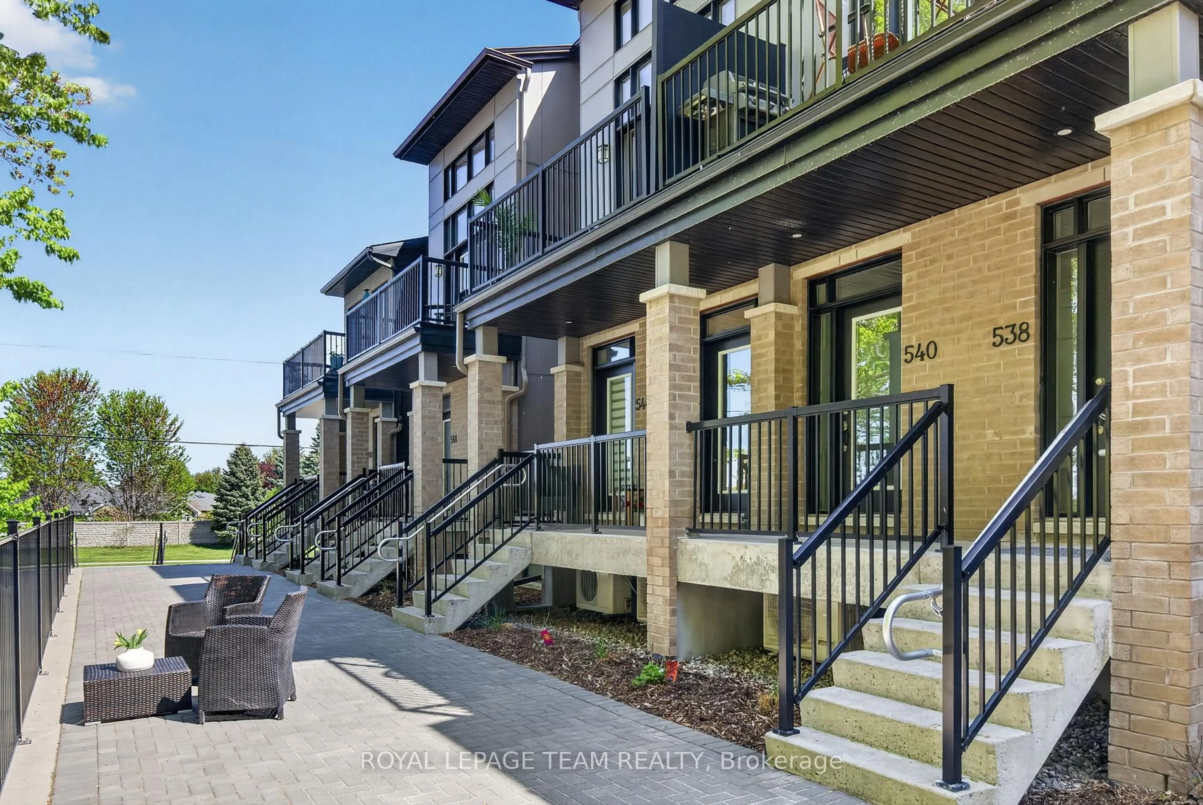 Patio, street for 542 Crescendo Private #30, Ottawa Ontario K1X 0E4