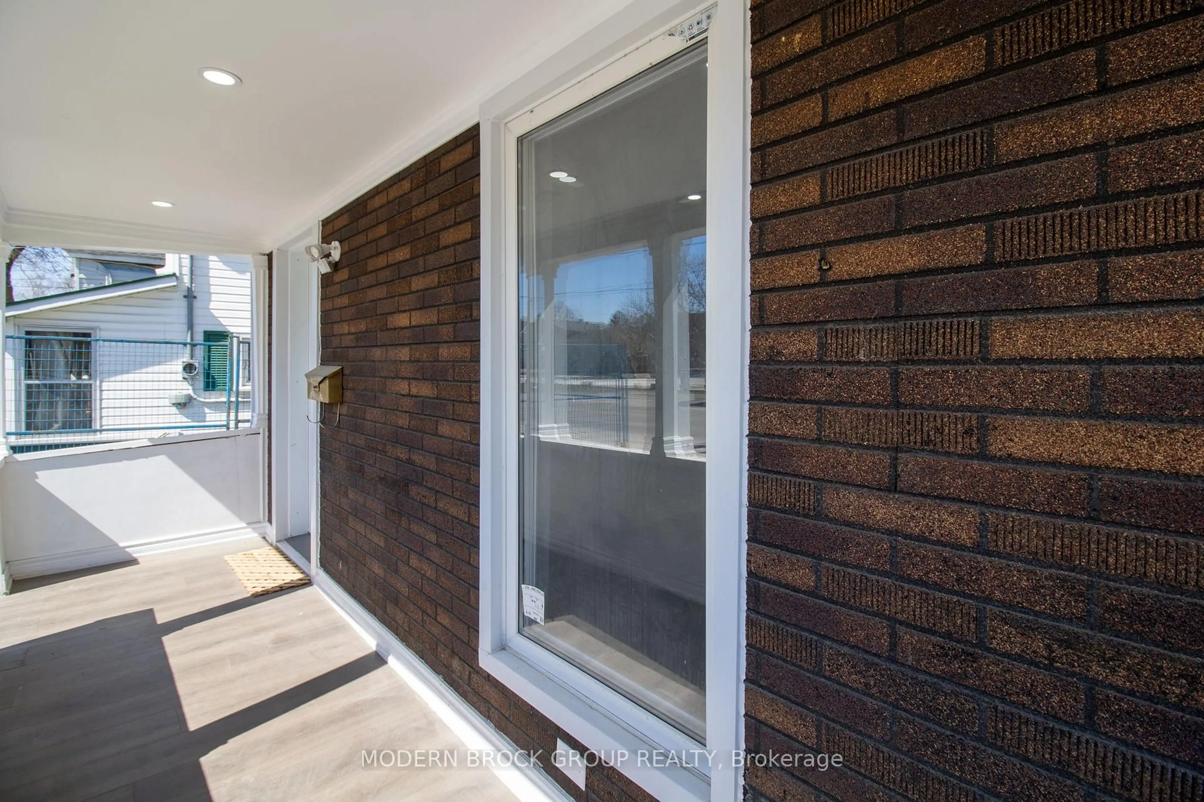 Unknown for 110 Brock St, Brockville Ontario K6V 4G1
