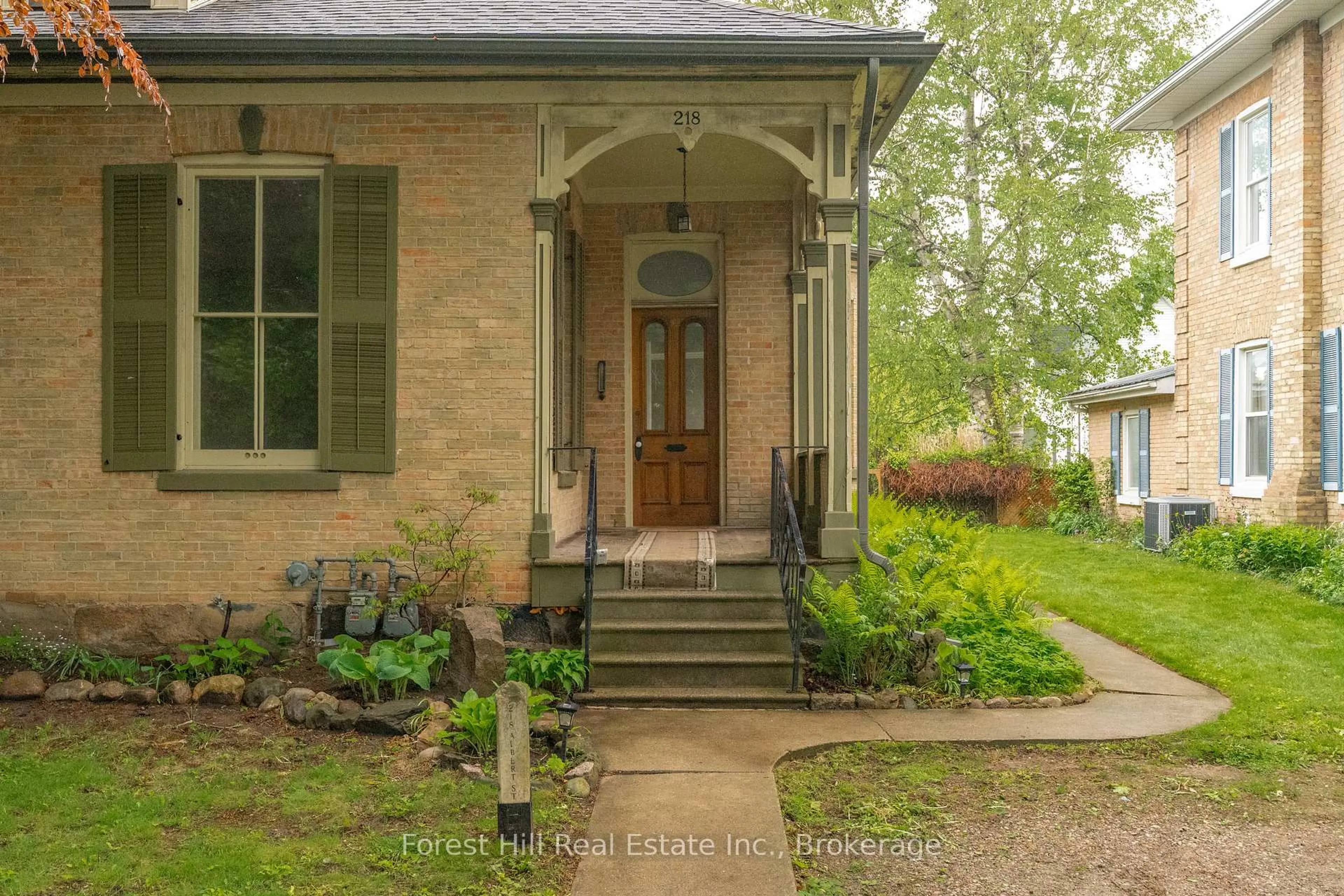 Unknown for 218 ALBERT St, Ingersoll Ontario N5C 2Y6