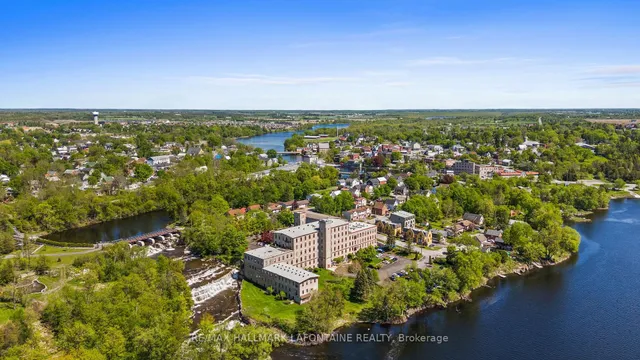 1 Rosamond St #107, Almonte 3