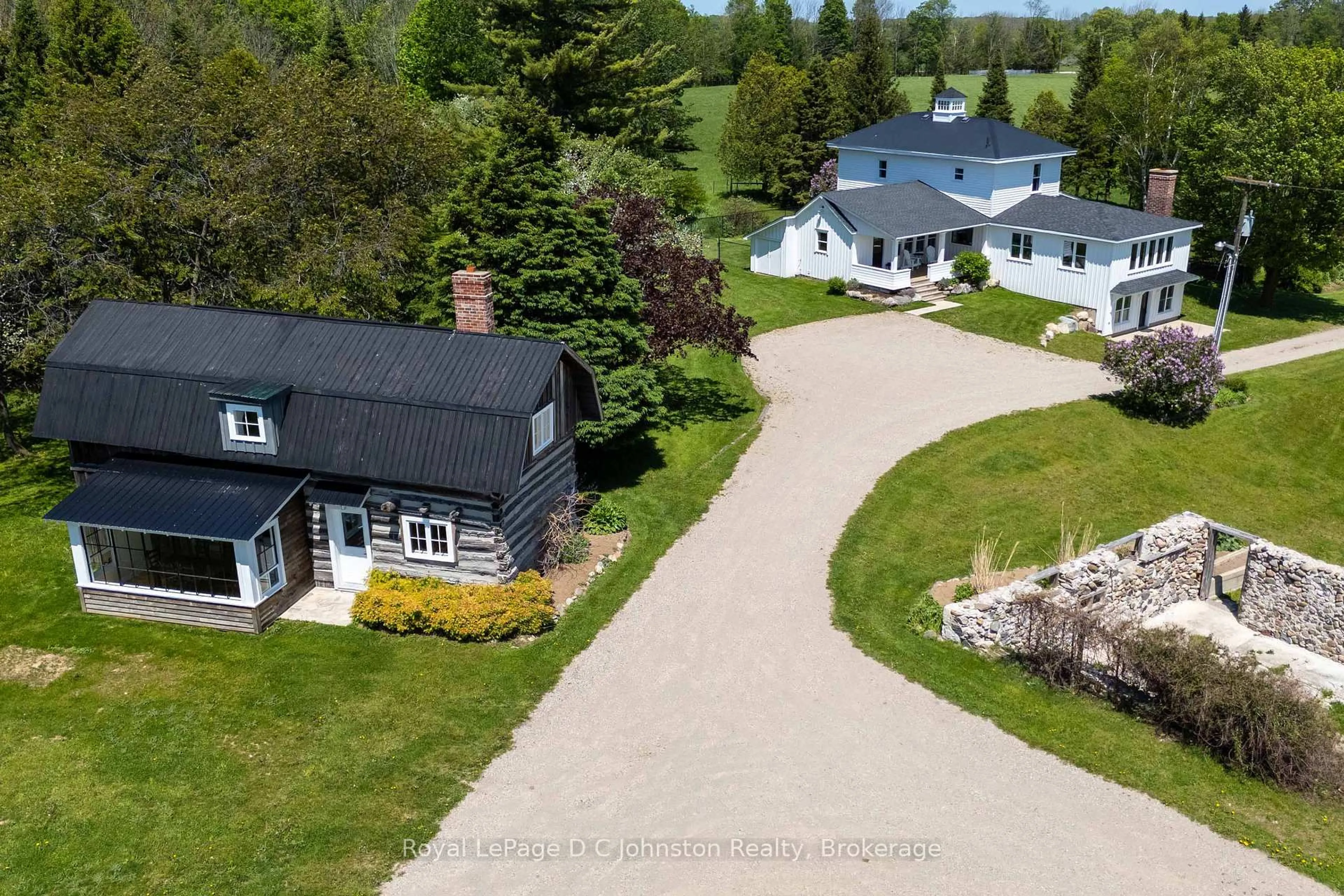 A pic from outside/outdoor area/front of a property/back of a property/a pic from drone, street for 1565 B Line, Arran-Elderslie Ontario N0H 2L0