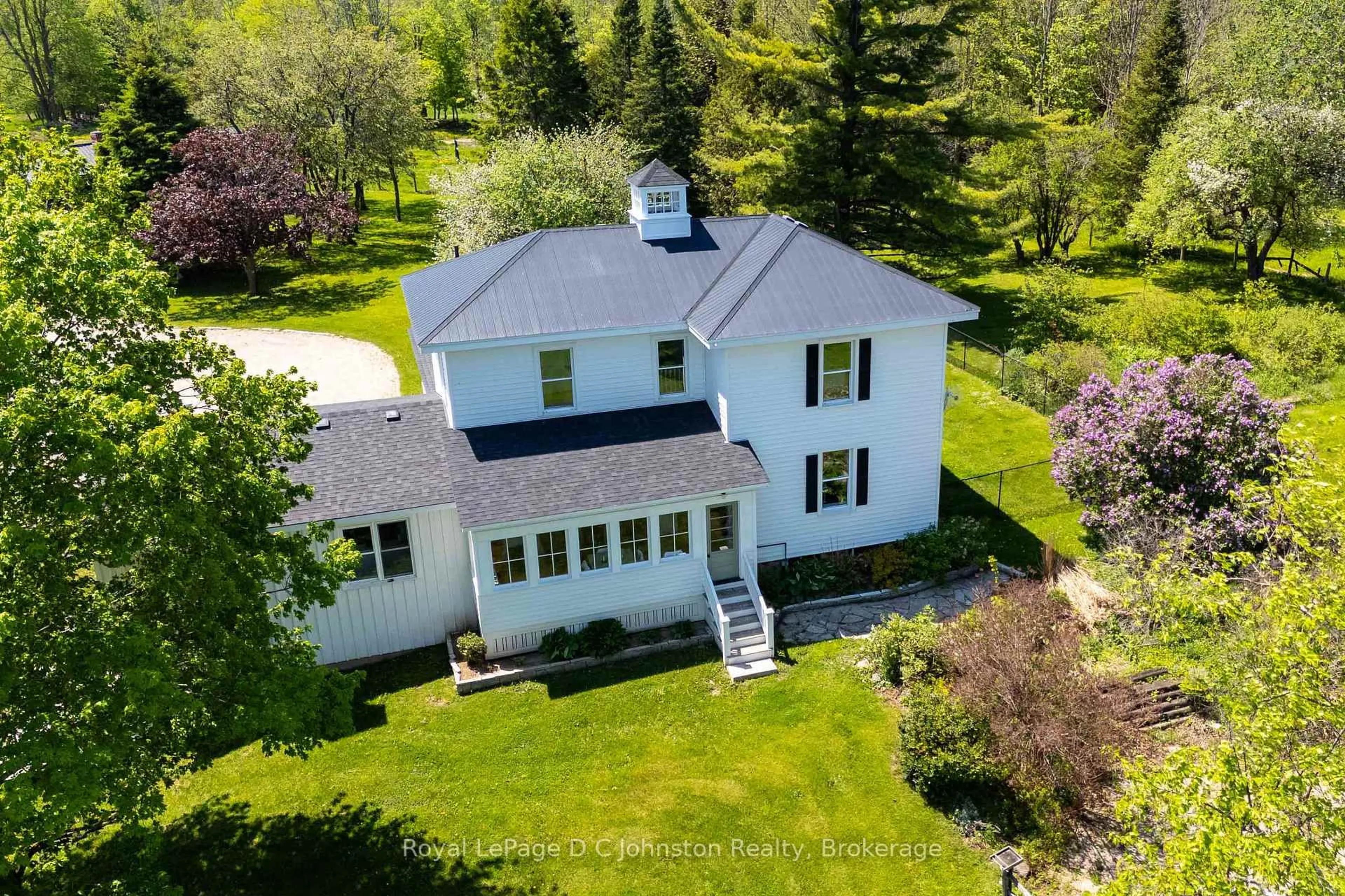 A pic from outside/outdoor area/front of a property/back of a property/a pic from drone, building for 1565 B Line, Arran-Elderslie Ontario N0H 2L0