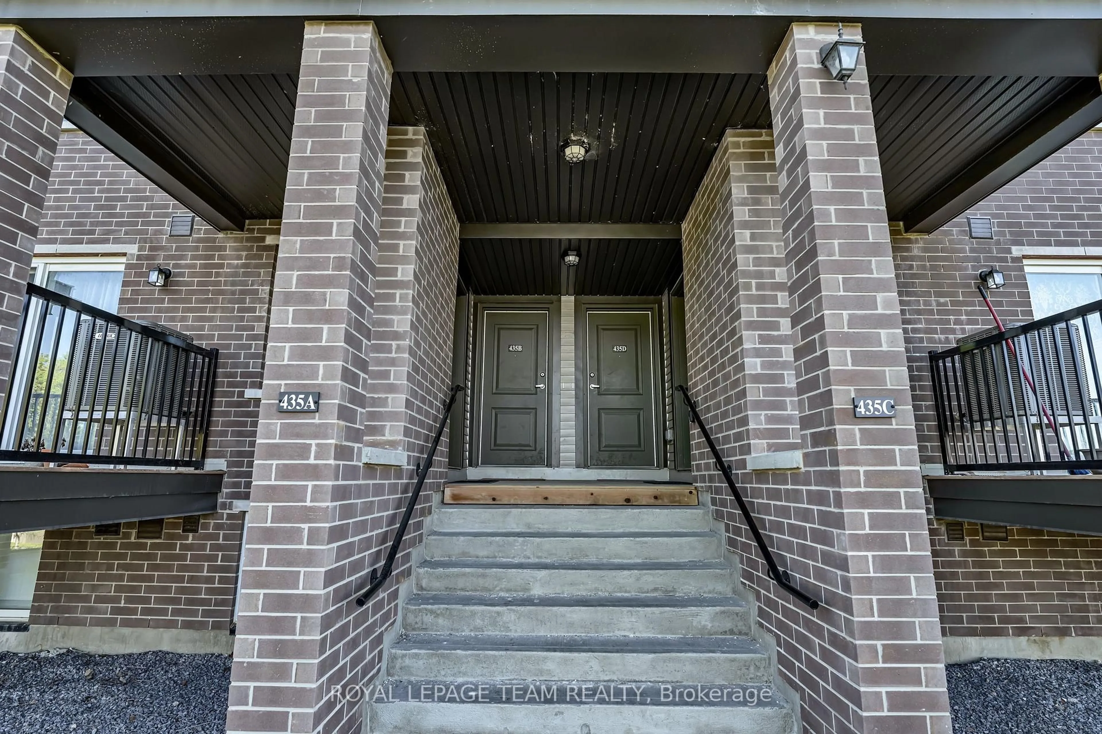 Unknown for 435 Eldorado Private #13, Ottawa Ontario K2K 0N9