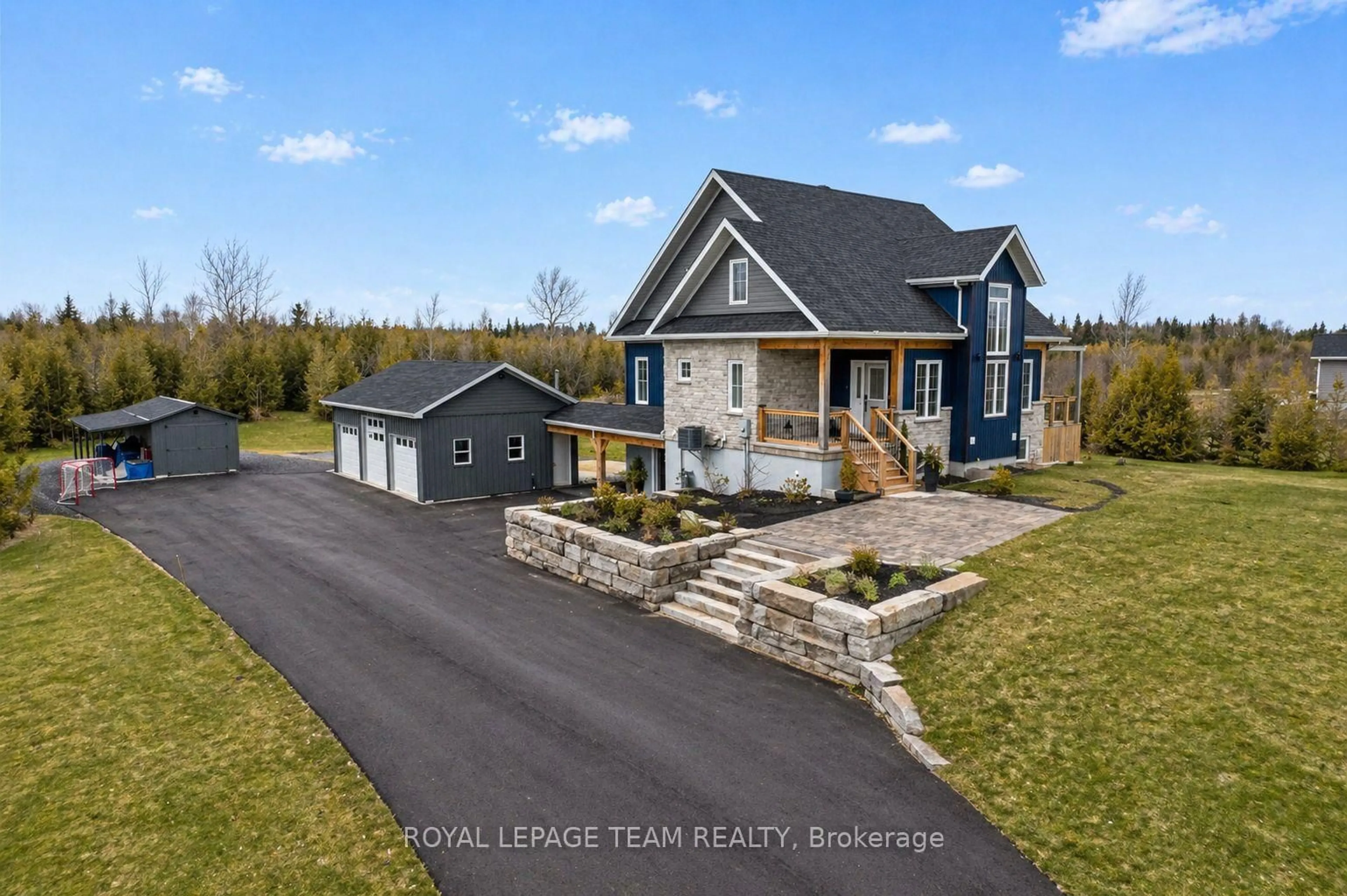 A pic from outside/outdoor area/front of a property/back of a property/a pic from drone, unknown for 114 Charles Holden Ave, Merrickville-Wolford Ontario K0G 1N0