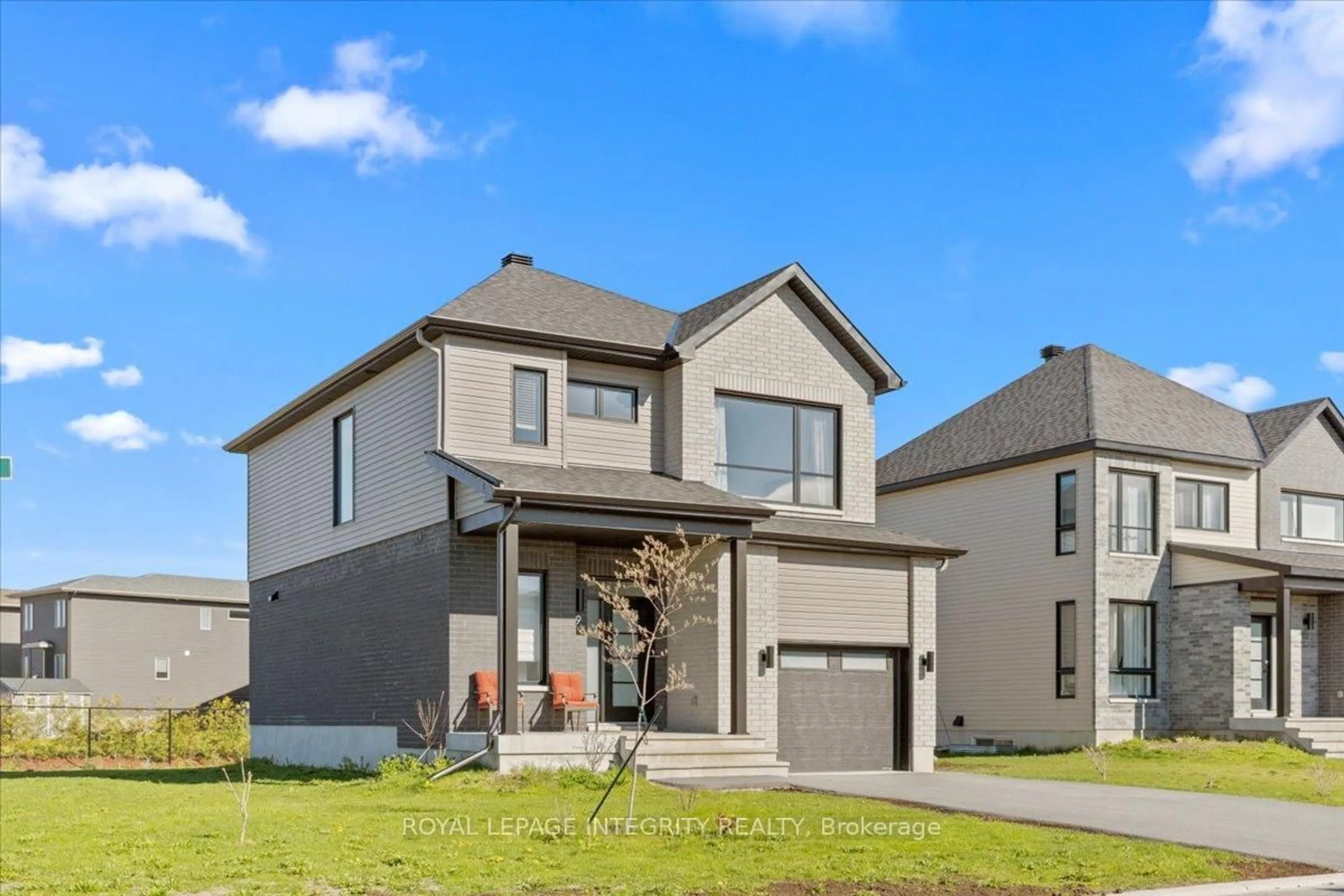 Home with brick exterior material, street for 99 Rutile St, Clarence-Rockland Ontario K4K 0M9