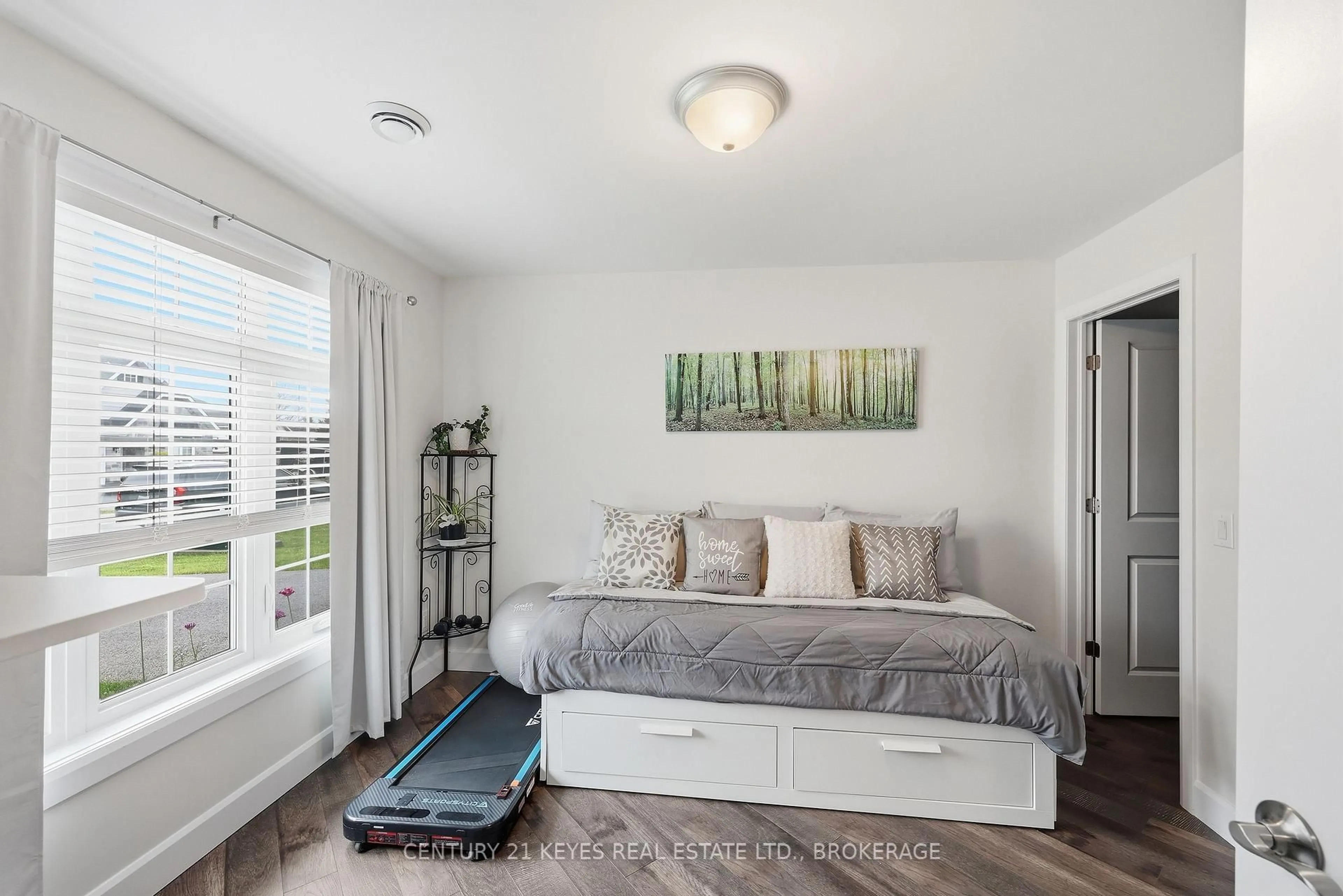 Bedroom with bed, unknown for 188 WILMER Ave, Gananoque Ontario K7G 3C3