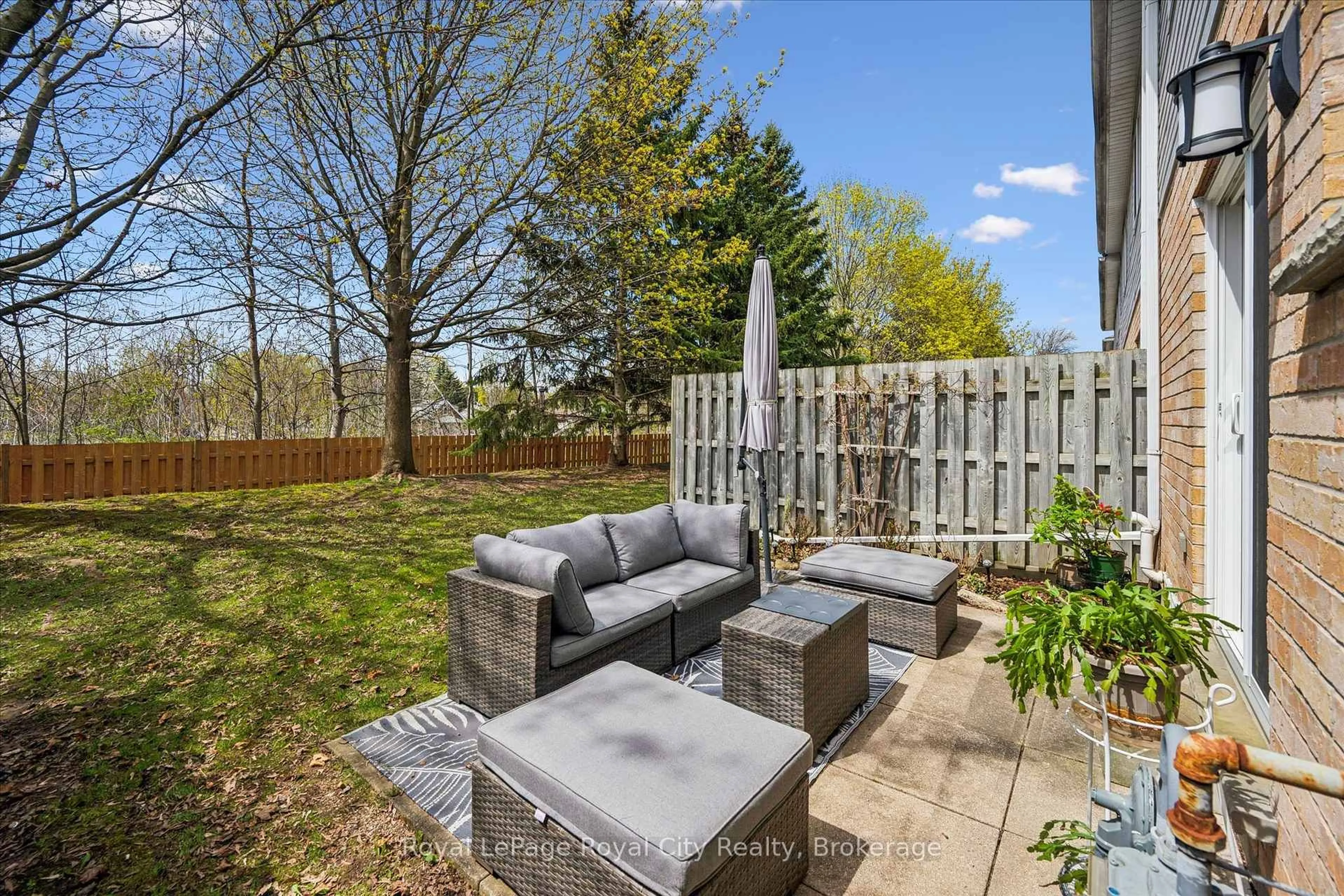 Patio, unknown for 240 London Rd #24, Guelph Ontario N1H 8N8