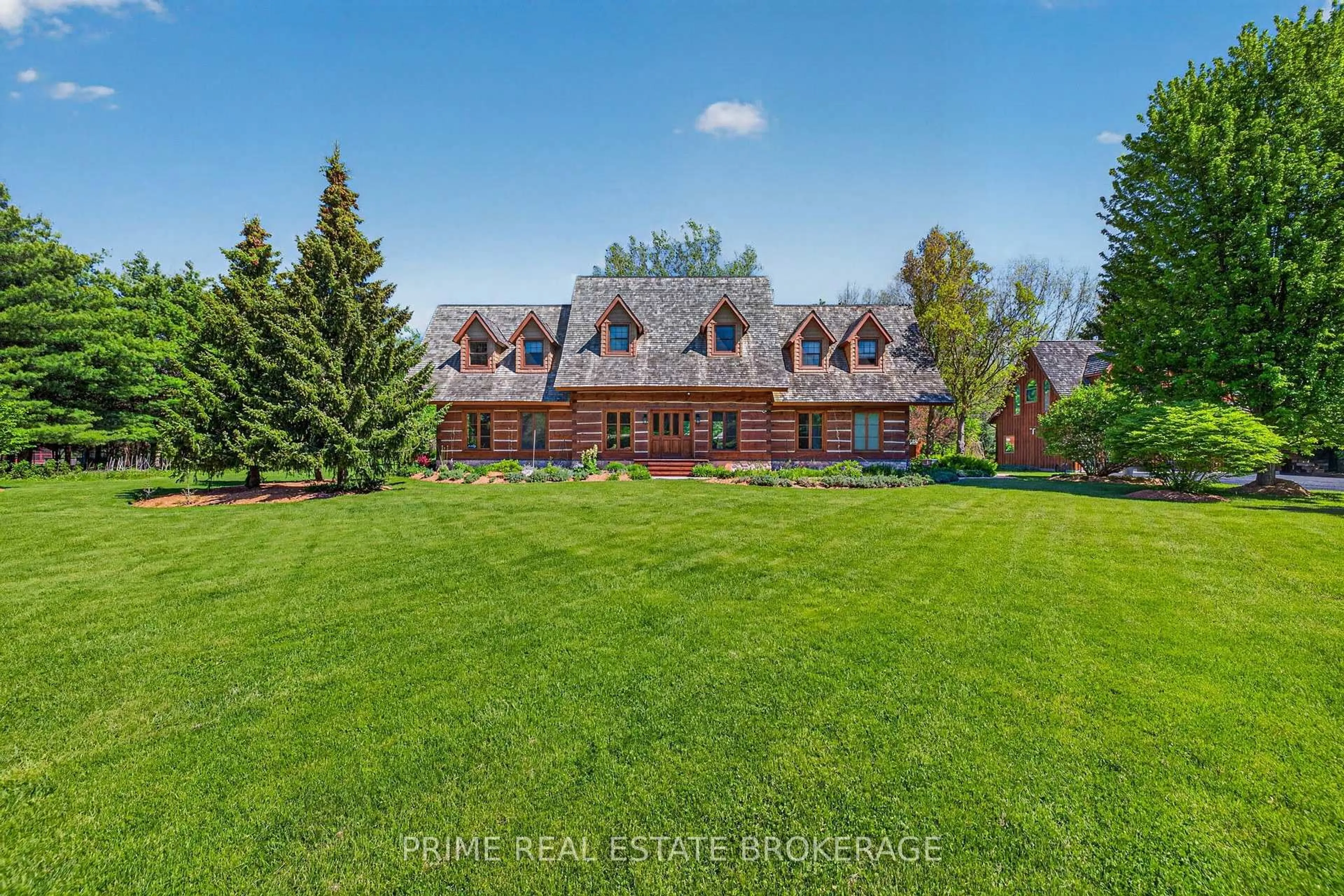A pic from outside/outdoor area/front of a property/back of a property/a pic from drone, water/lake/river/ocean view for 575 Emily St, St. Marys Ontario N4X 1C2