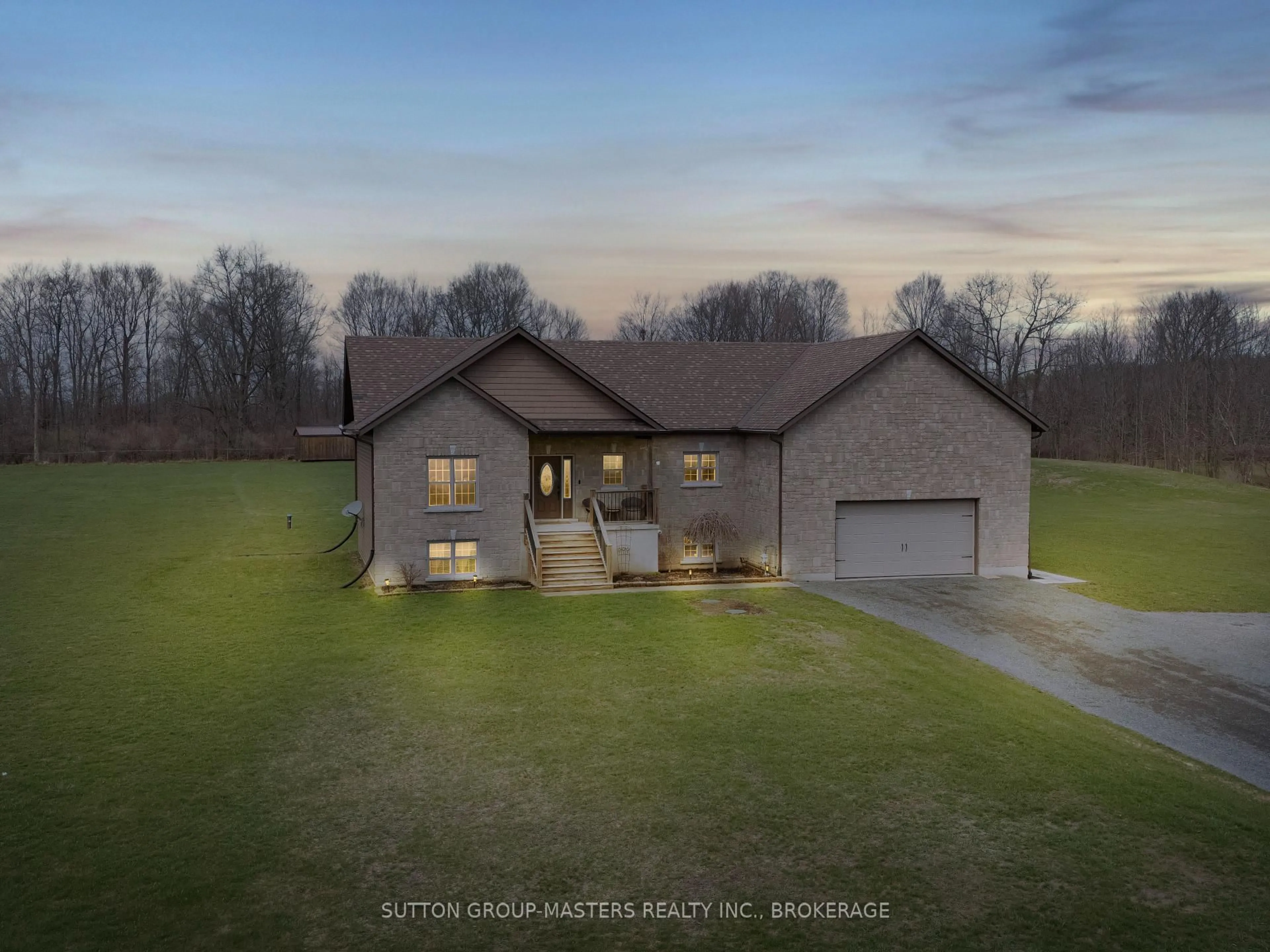 A pic from outside/outdoor area/front of a property/back of a property/a pic from drone, unknown for 11 Dawson Dr, Gananoque Ontario K7G 2V4