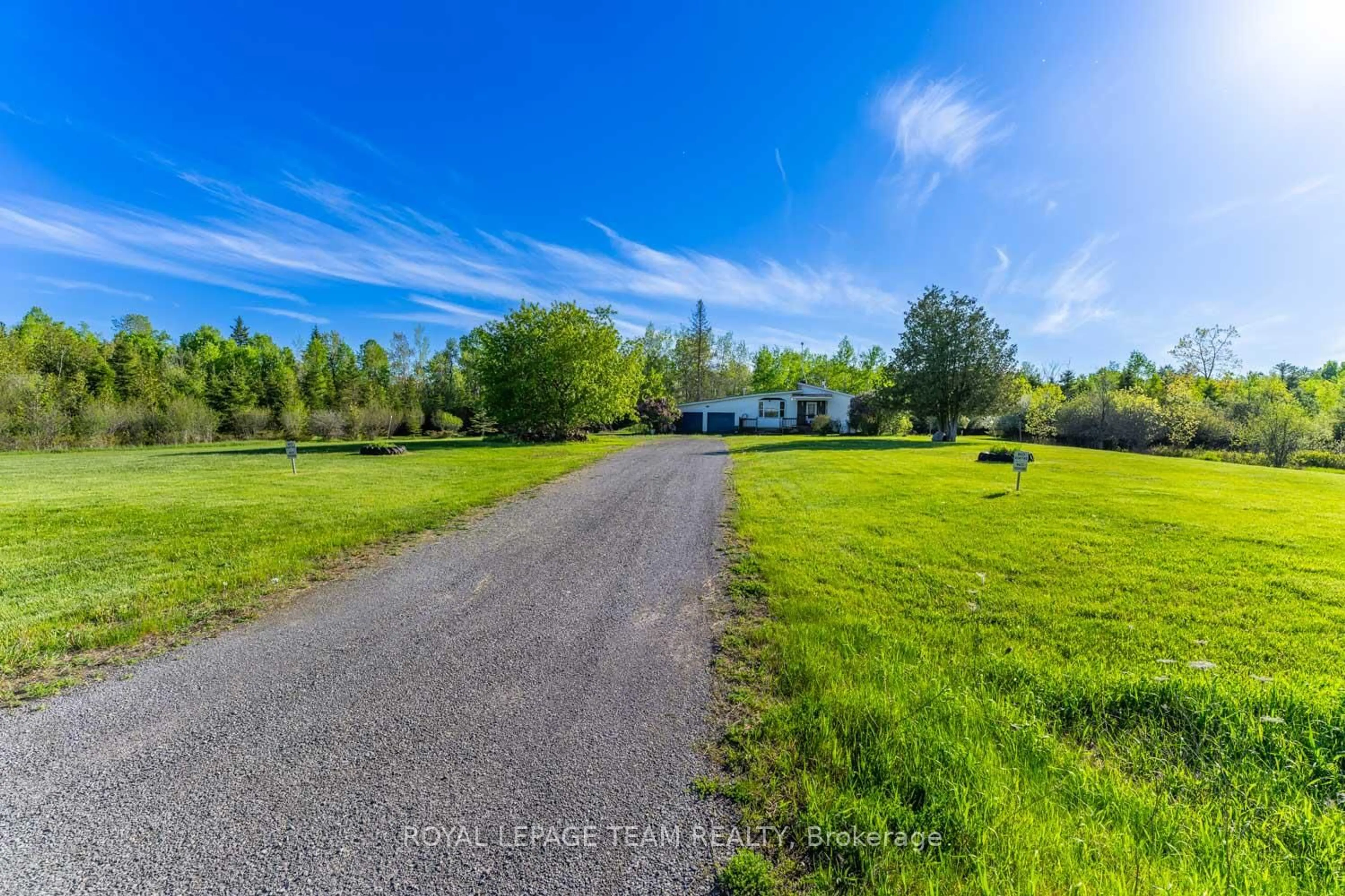 A pic from outside/outdoor area/front of a property/back of a property/a pic from drone, unknown for 663 Beavertail Rd, Carp Ontario K0A 1L0