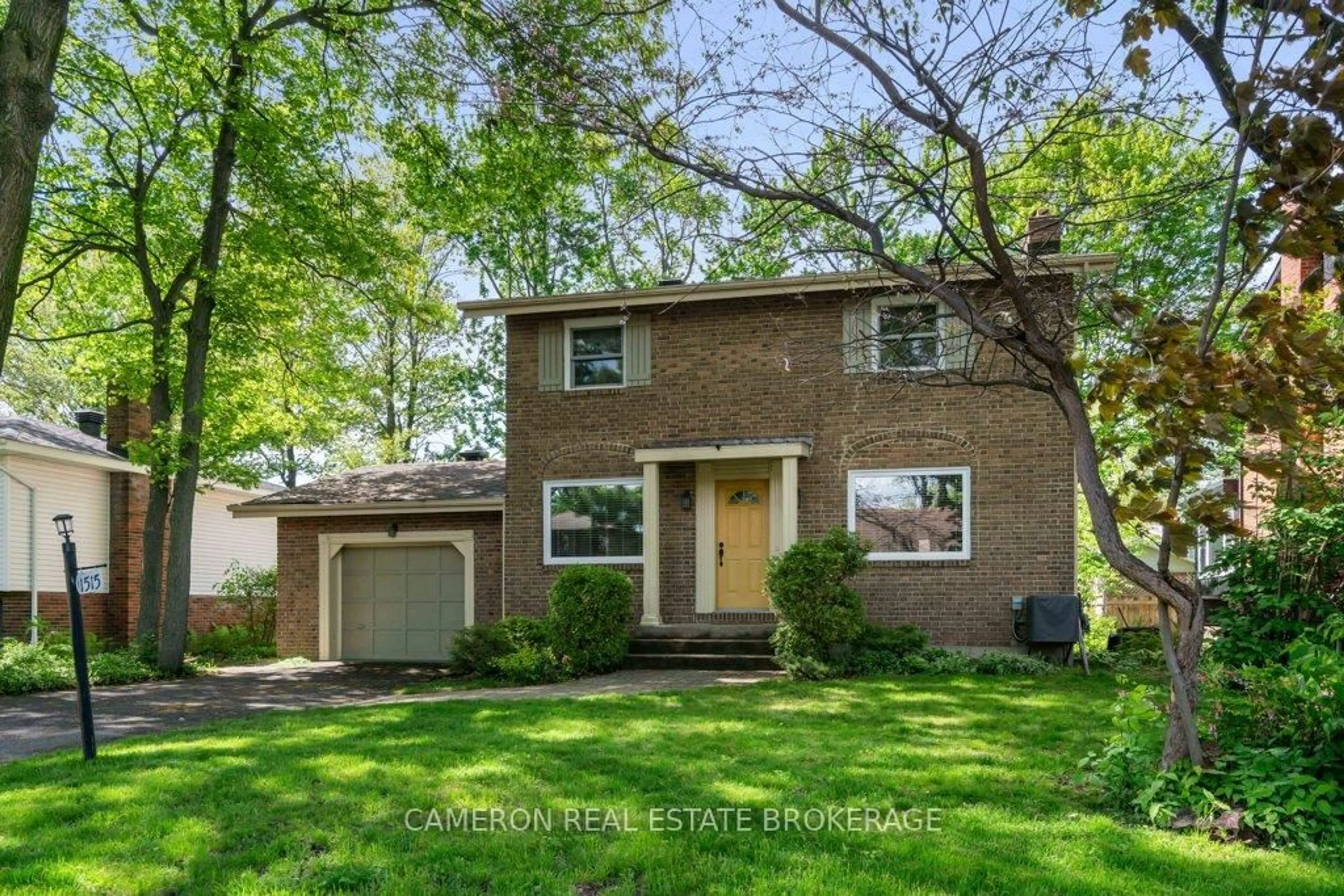 Home with brick exterior material, street for 1515 Grant Ave, Cornwall Ontario K6J 1Z6