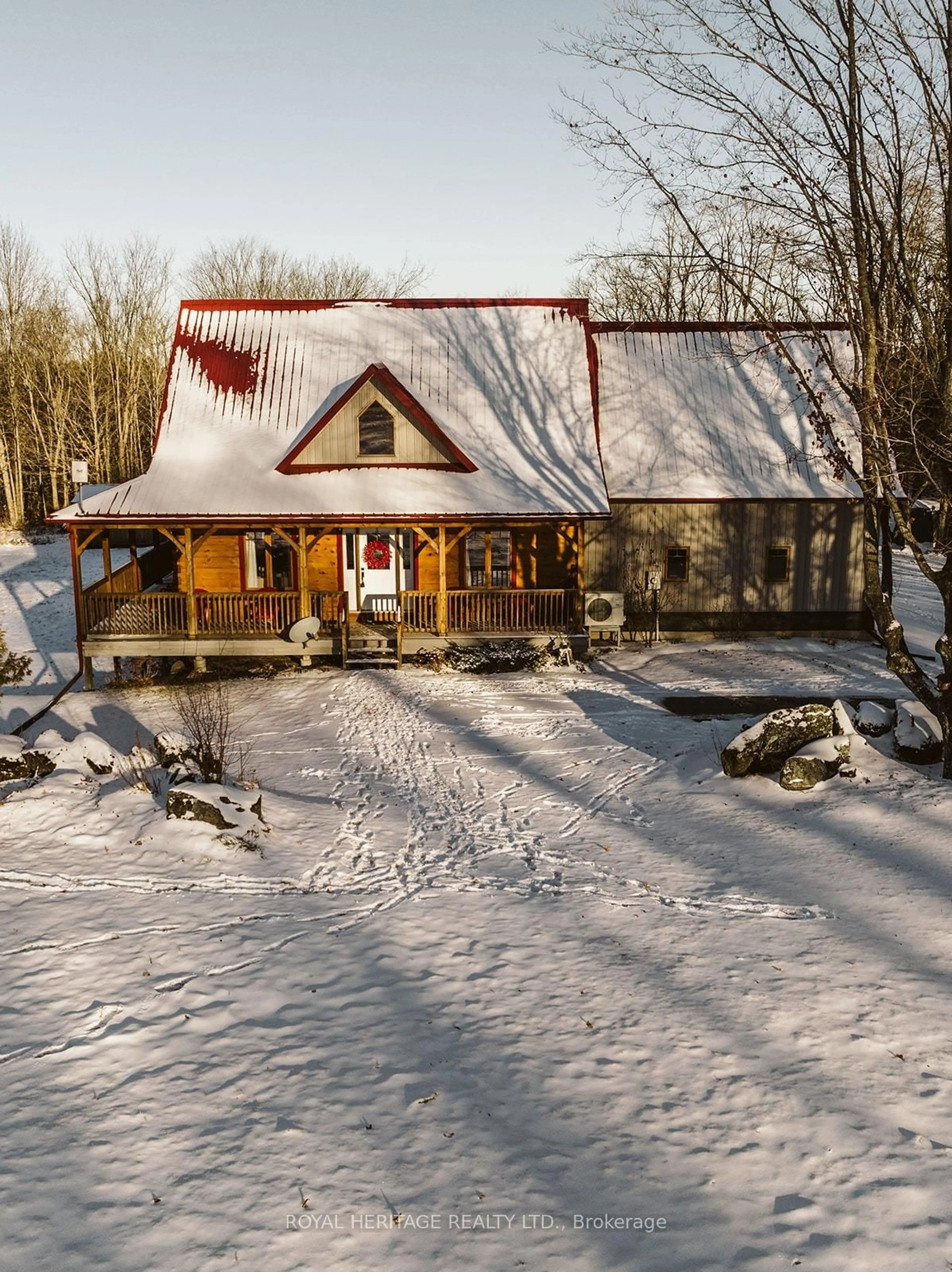 A pic from outside/outdoor area/front of a property/back of a property/a pic from drone, building for 79 Quinlan Rd, Madoc Ontario K0K 2K0