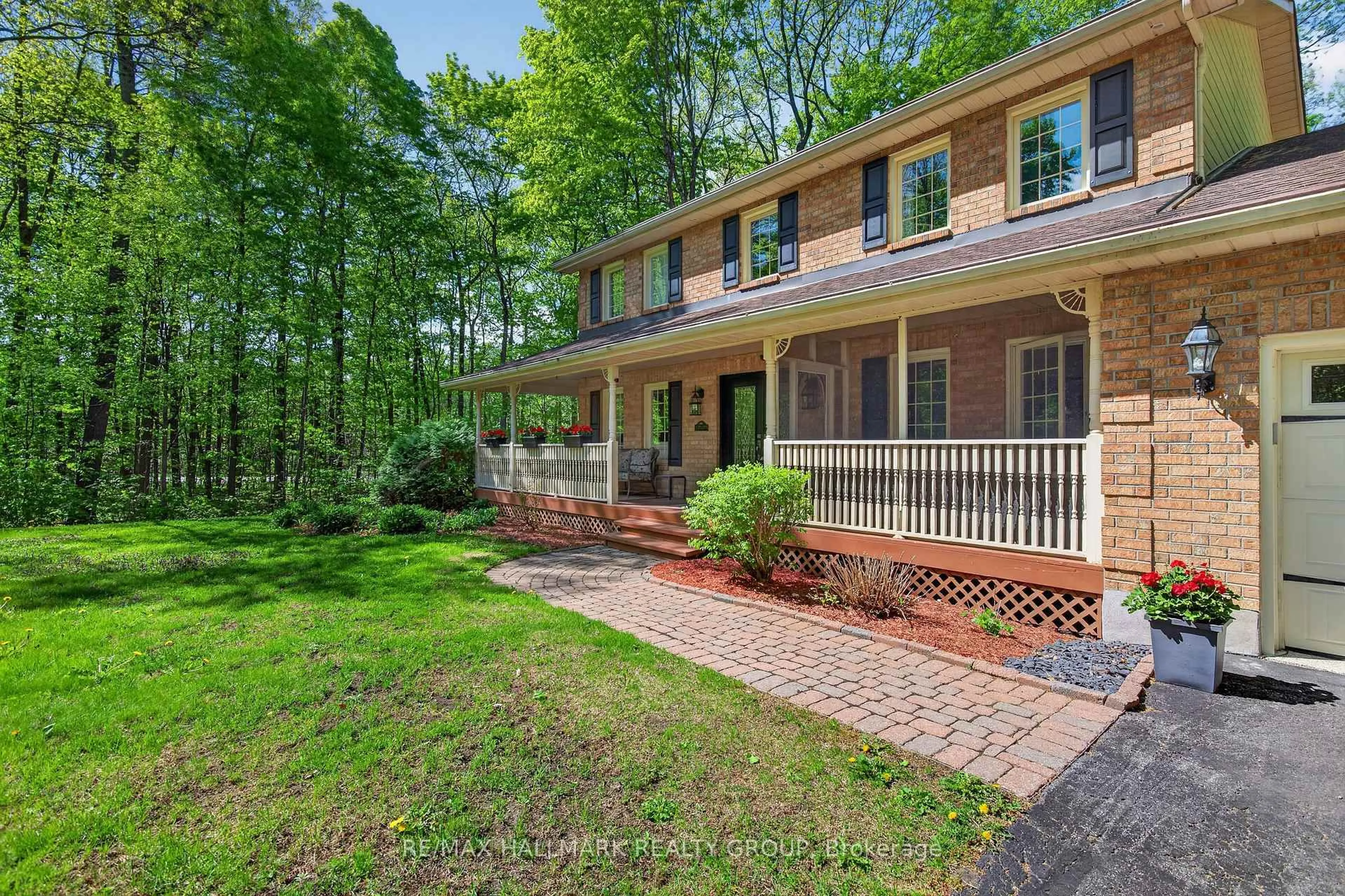 Home with brick exterior material, unknown for 1372 Jules Leger Dr, Ottawa Ontario K4C 1E2