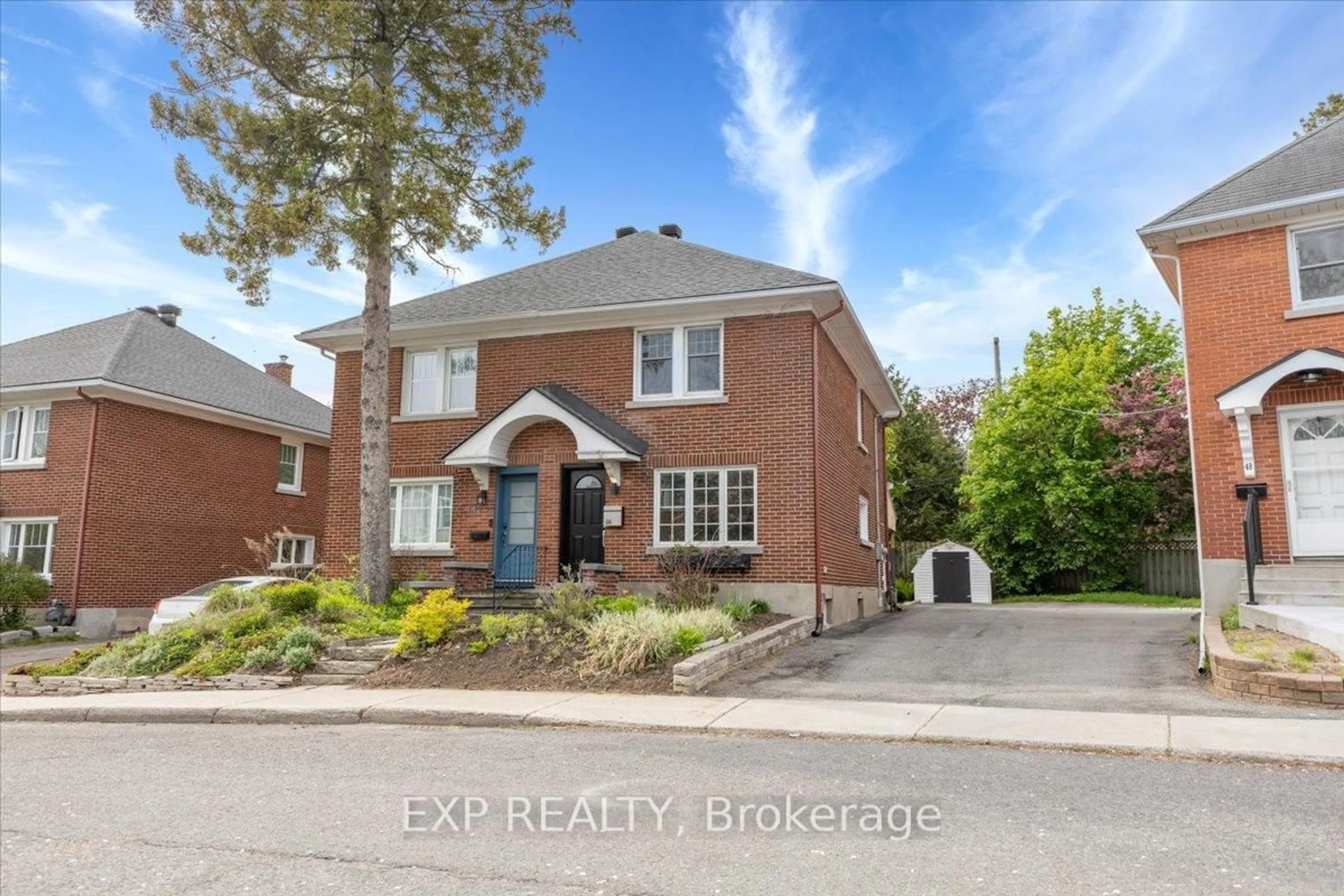 Home with brick exterior material, street for 46 Kinnear St, Ottawa Ontario K1Y 3R6