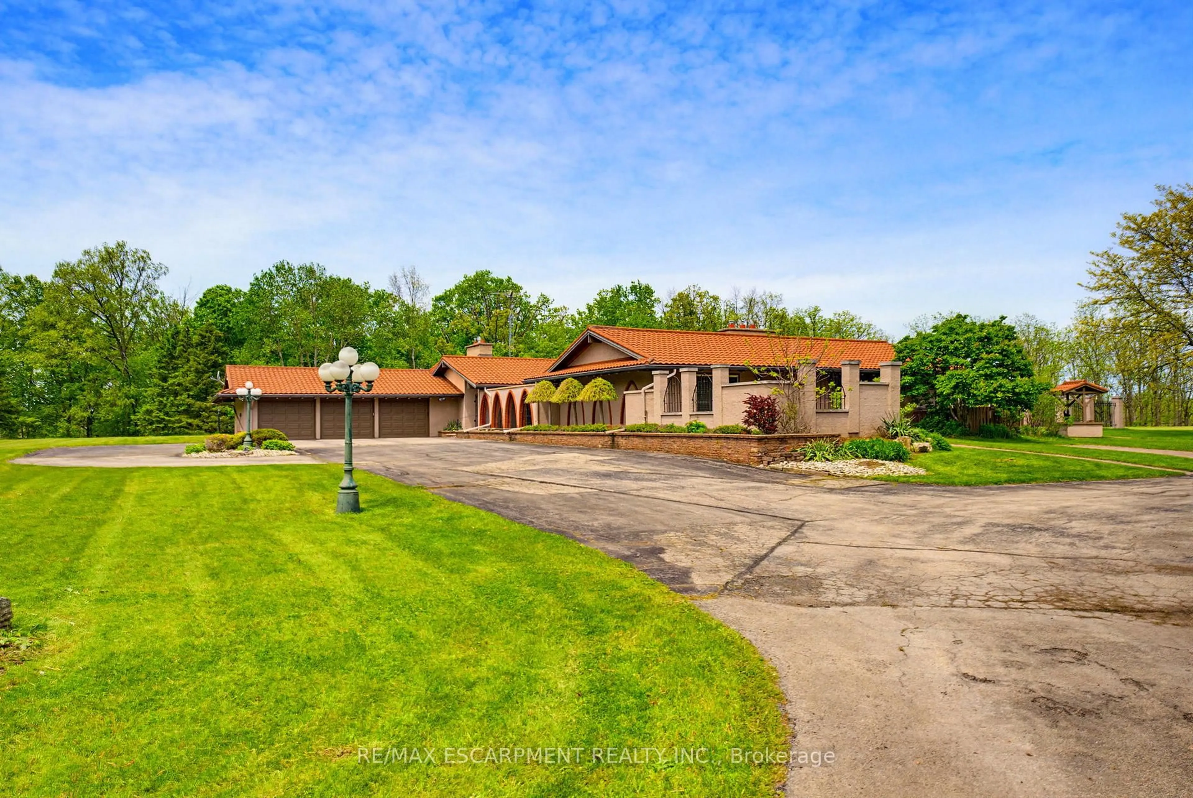 A pic from outside/outdoor area/front of a property/back of a property/a pic from drone, unknown for 4274 Highway 56, Hamilton Ontario L0R 1C0