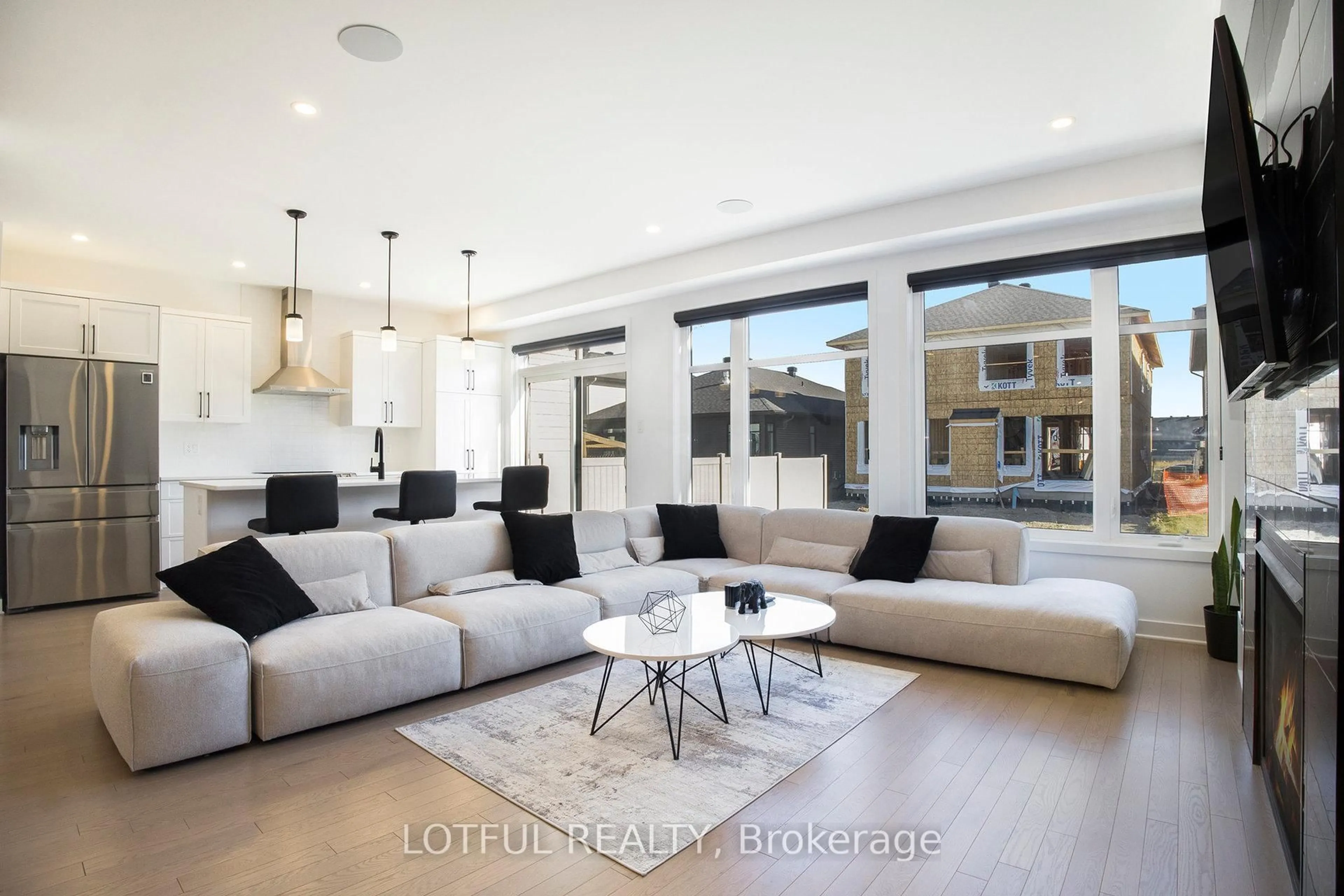 Living room with furniture, unknown for 522 Ascender Ave, Orleans Ontario K1W 0R6