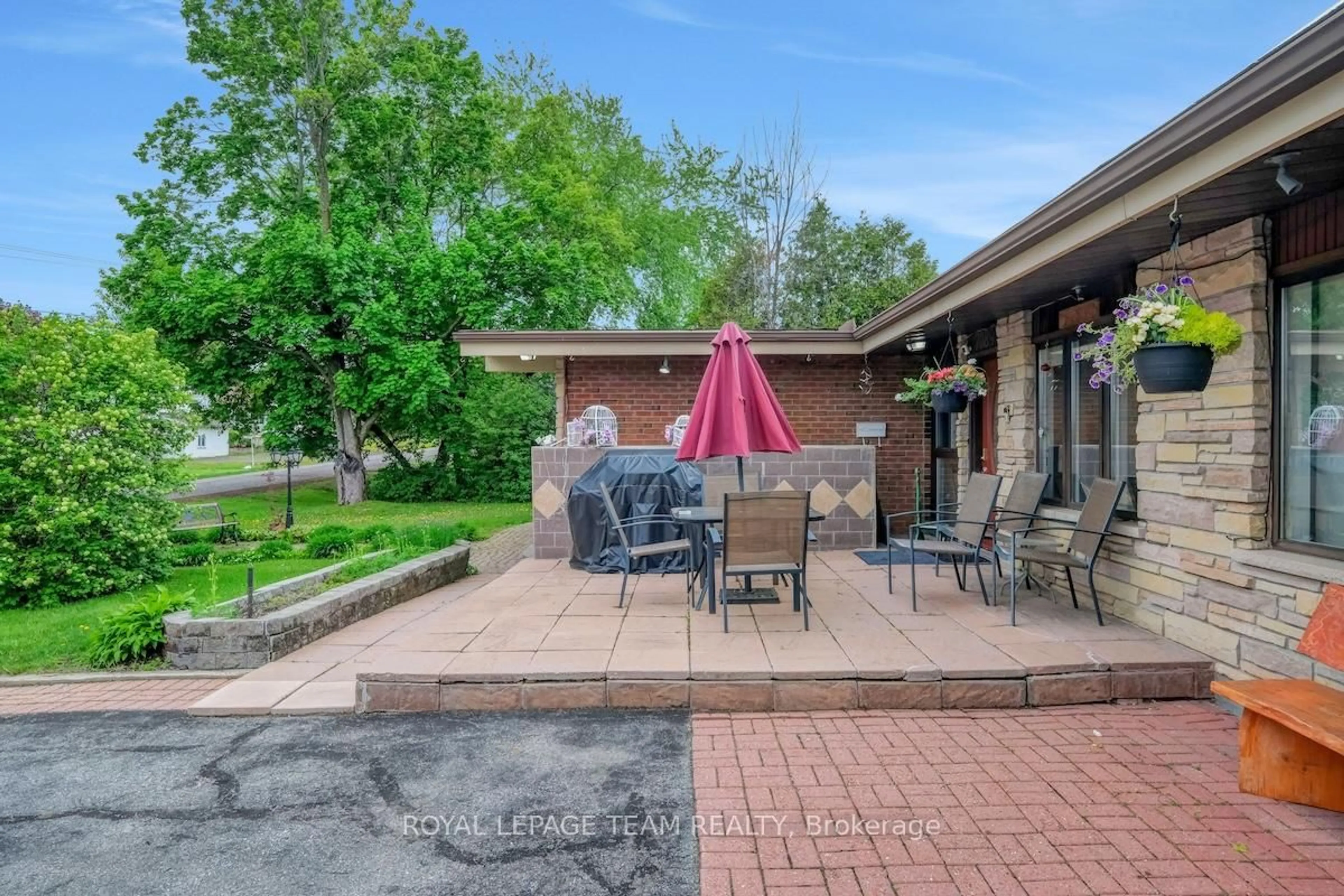 Patio, water/lake/river/ocean view for 7089 Marco St, Ottawa Ontario K4P 1C2