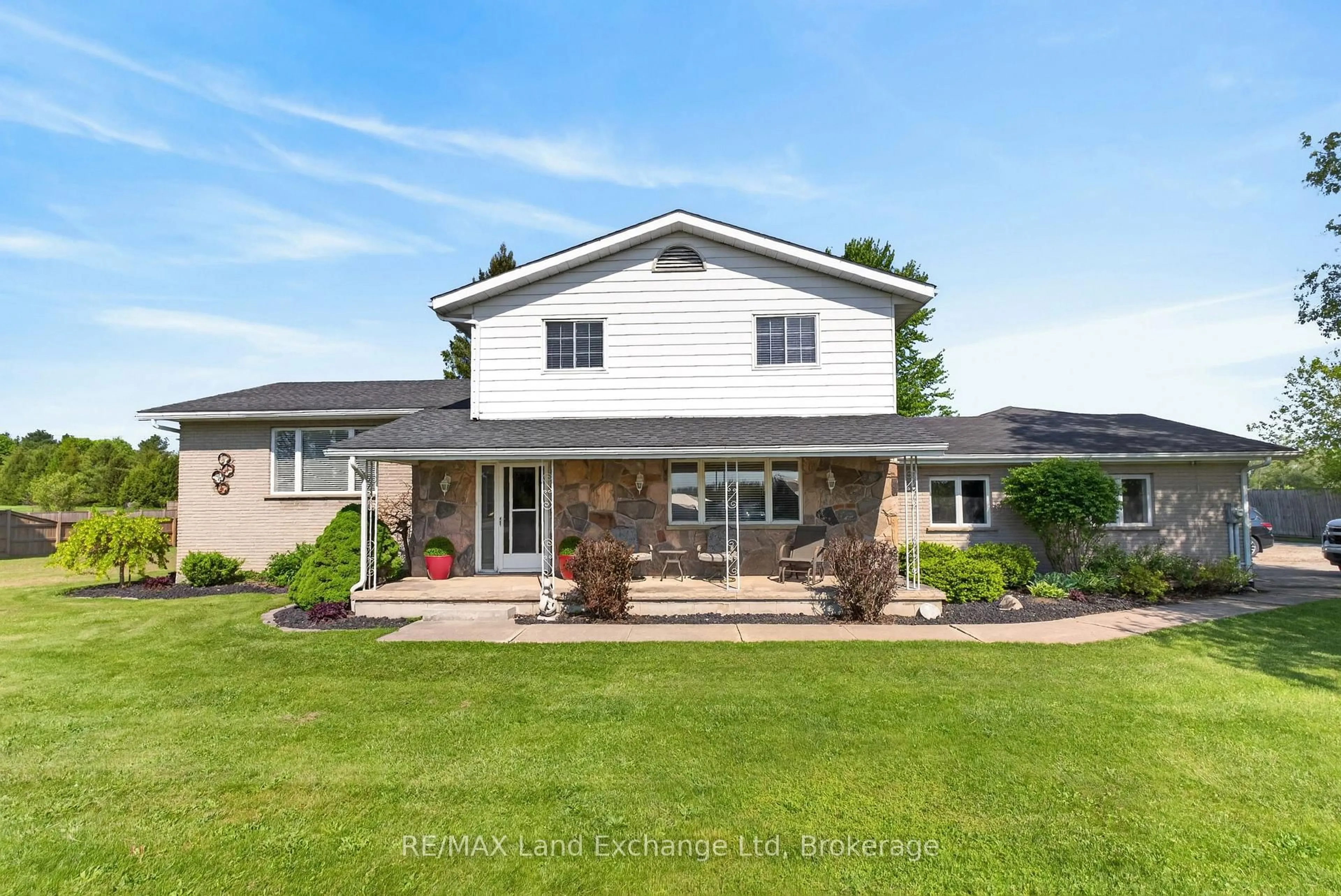 Unknown for 696 Josephine St, North Huron Ontario N0G 2W0