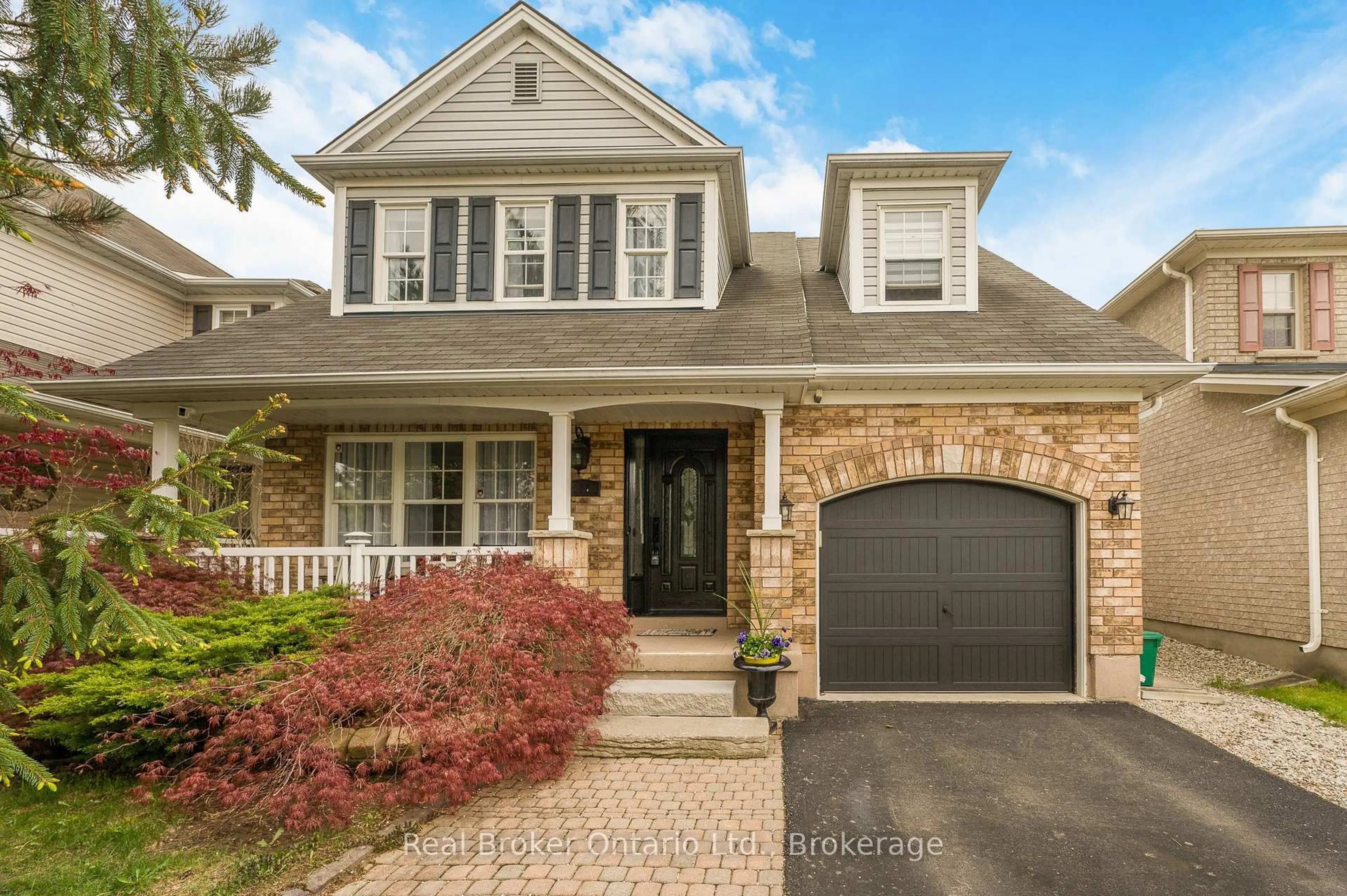 Home with brick exterior material, street for 176 Osborn Ave, Brantford Ontario N3T 6S7