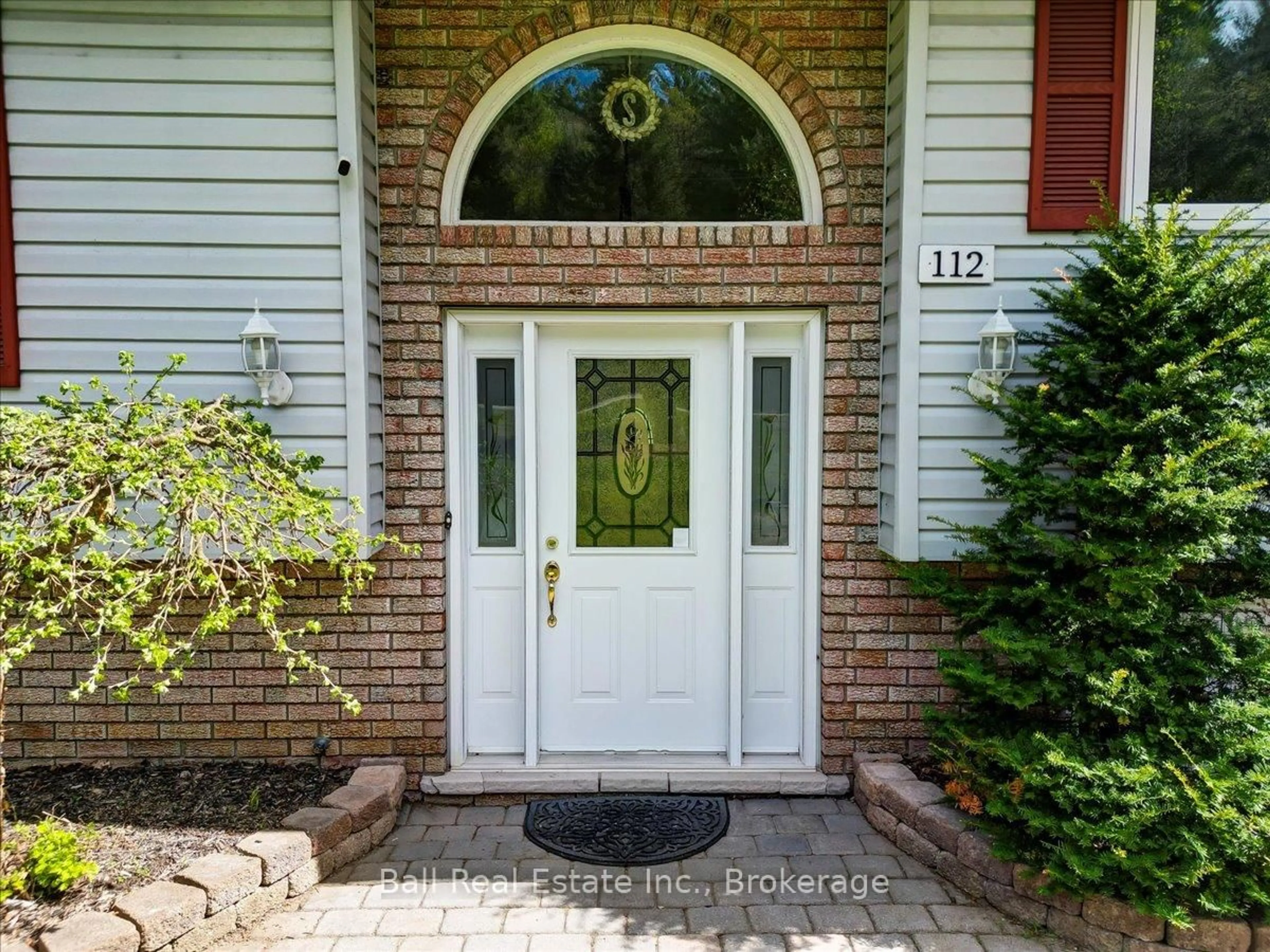 Indoor entryway for 112 Maxwell Settlement Rd, Bancroft Ontario K0L 1C0