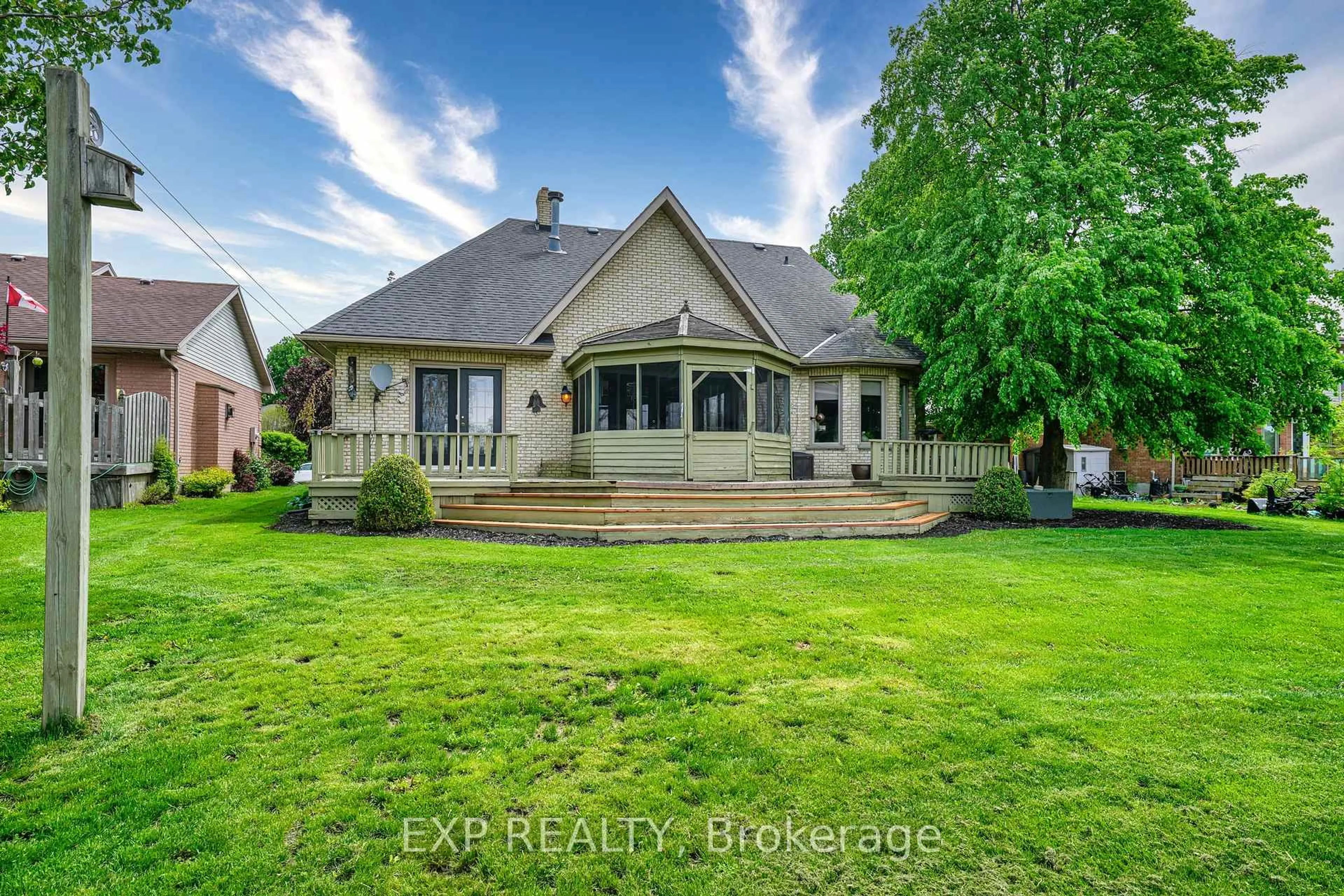 A pic from outside/outdoor area/front of a property/back of a property/a pic from drone, unknown for 90 Michelin Ave, Warwick Ontario N0M 2S0