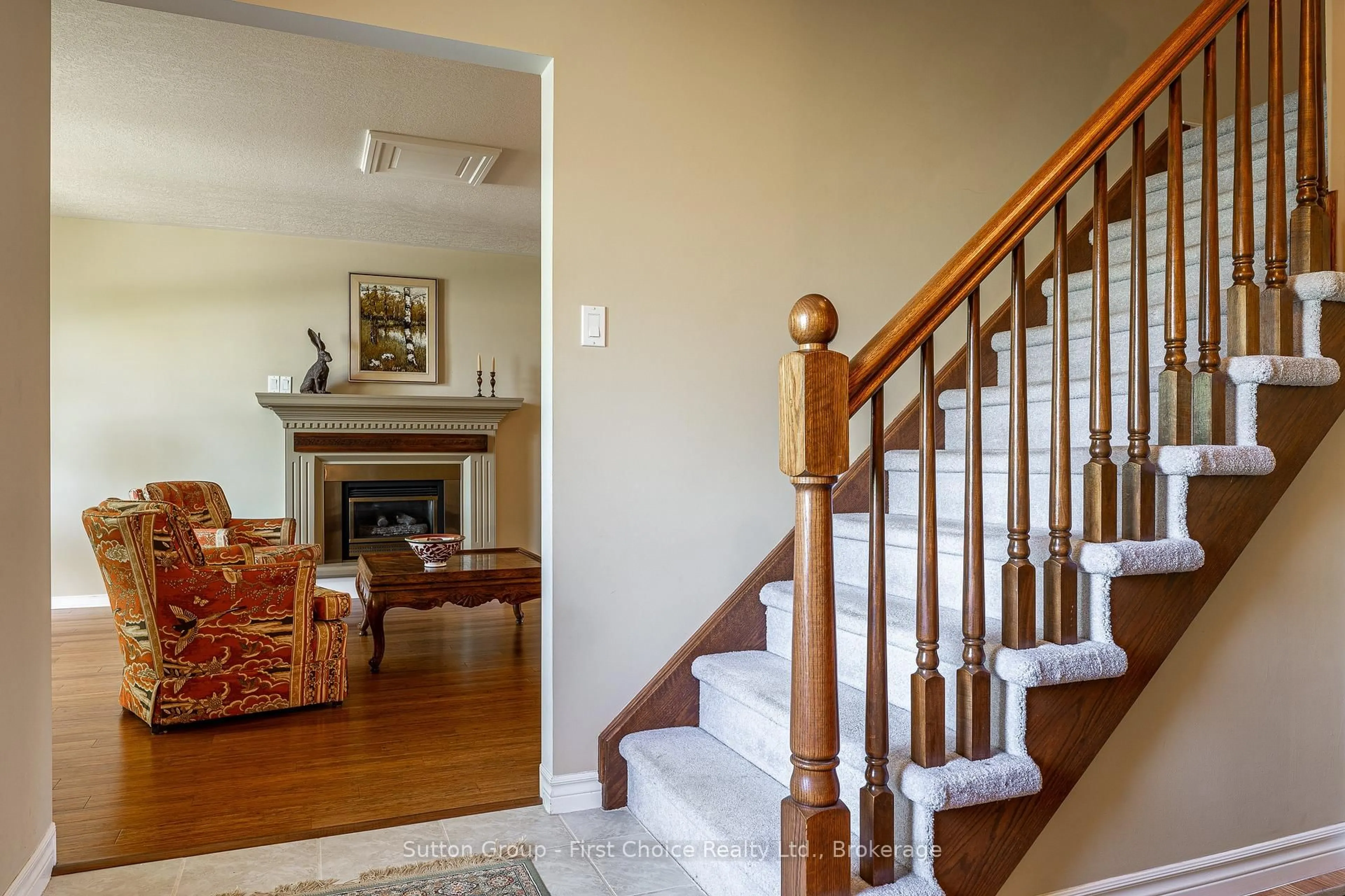 Unknown for 25 White St, Stratford Ontario N5A 7M5