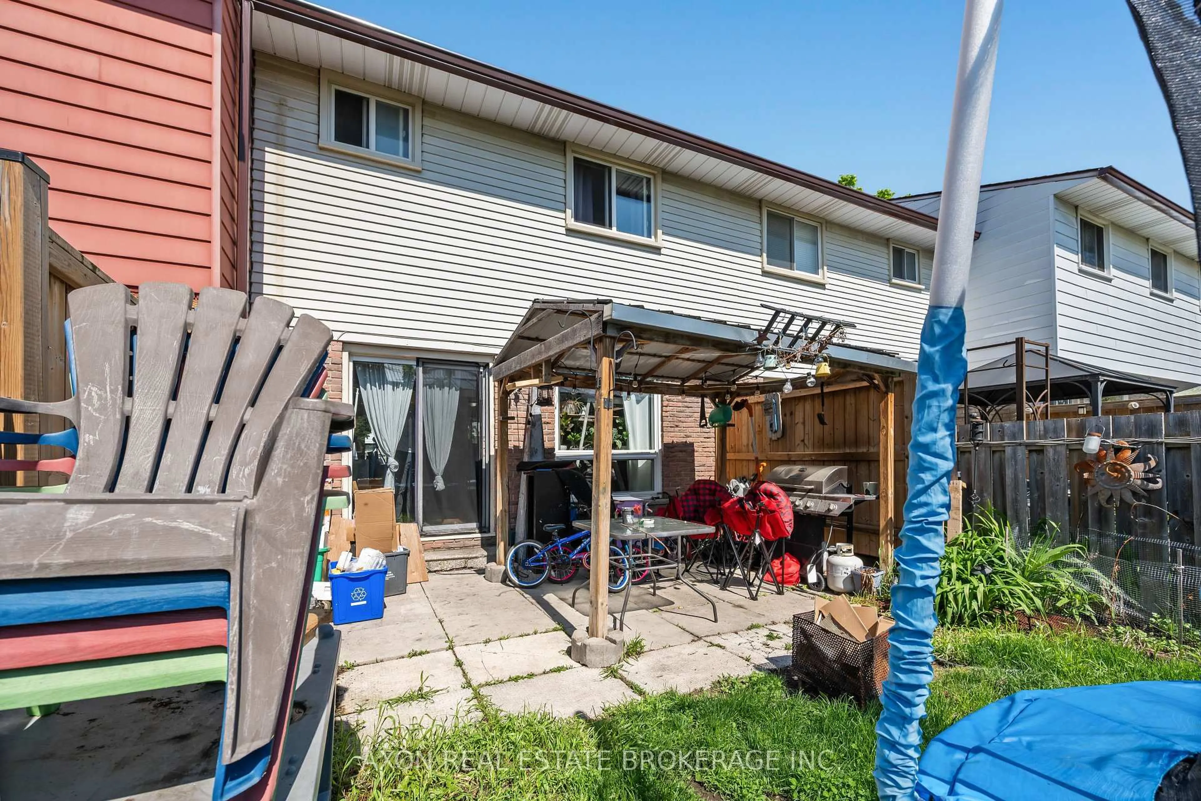 Patio, unknown for 869 Oakview Ave, Kingston Ontario K7M 6V4