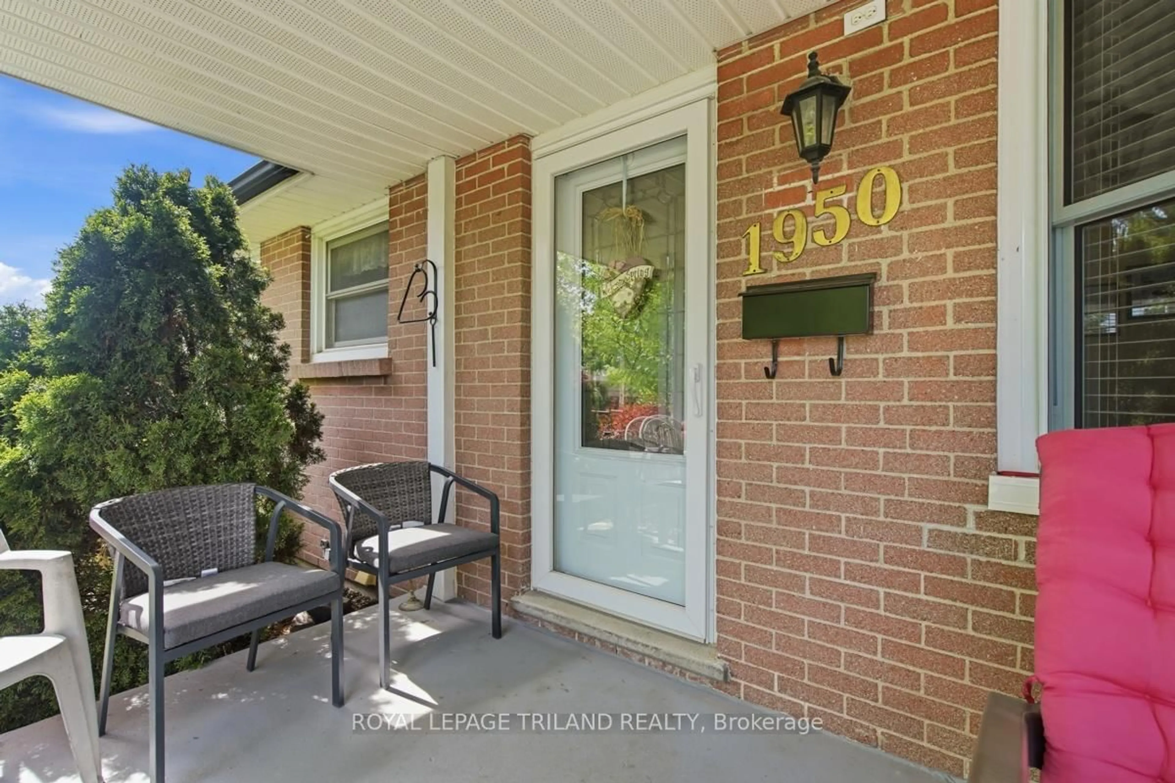 Unknown for 1950 Duluth Cres, London East Ontario N5V 1H7
