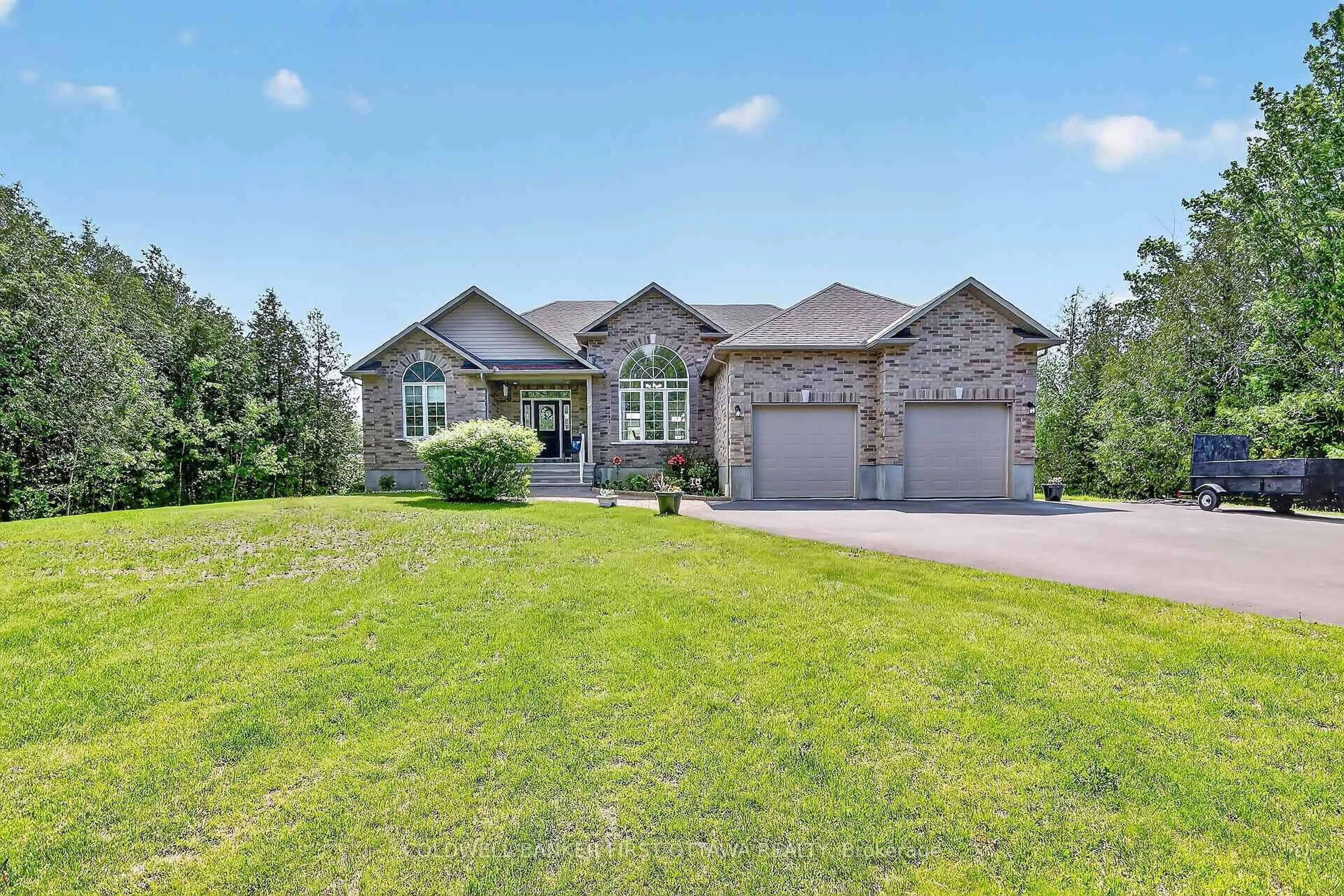 Home with brick exterior material, unknown for 719 Jordan St, Carleton Place Ontario K7C 0C4