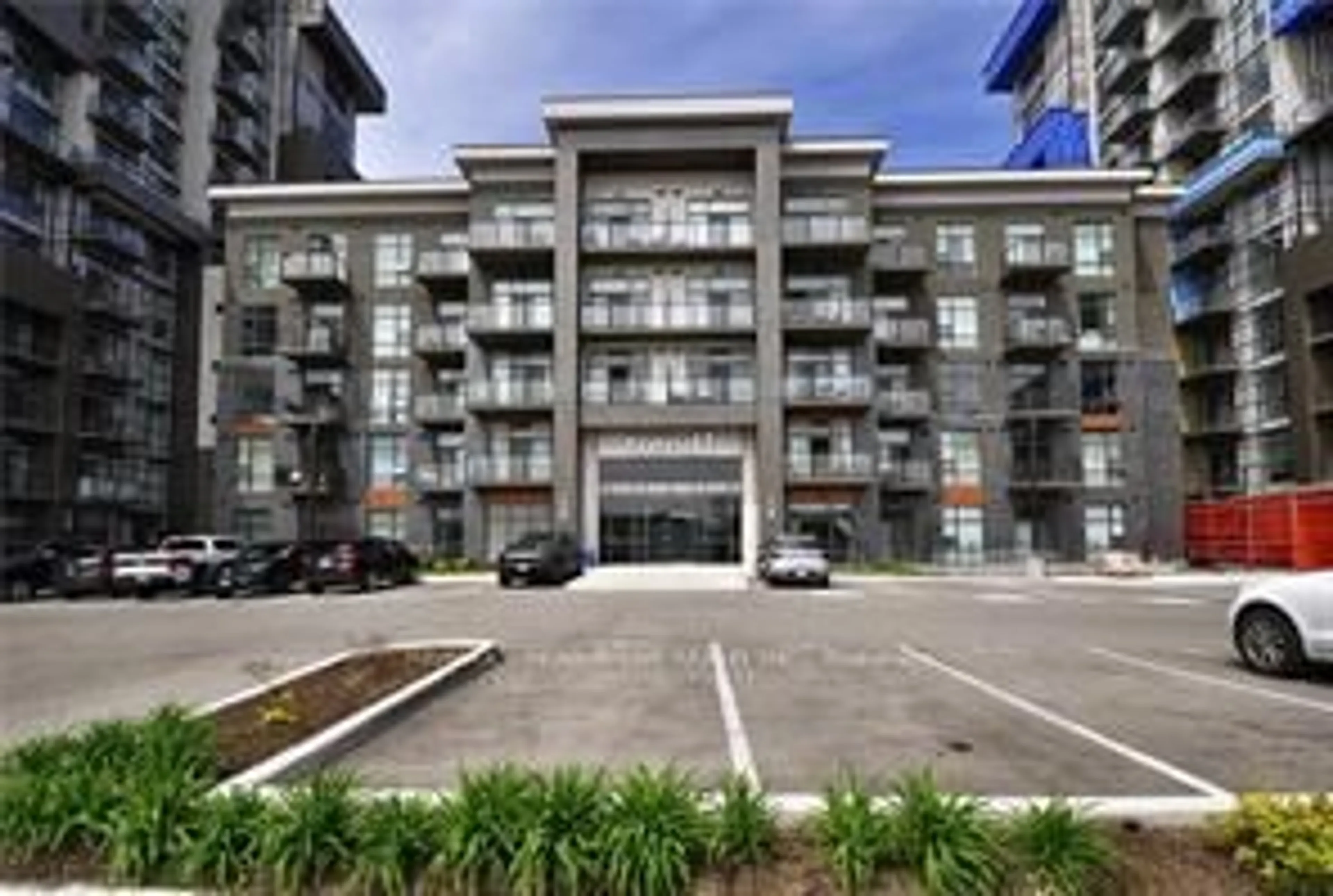 Unknown for 450 Dundas St #1001, Hamilton Ontario L8B 1Z2