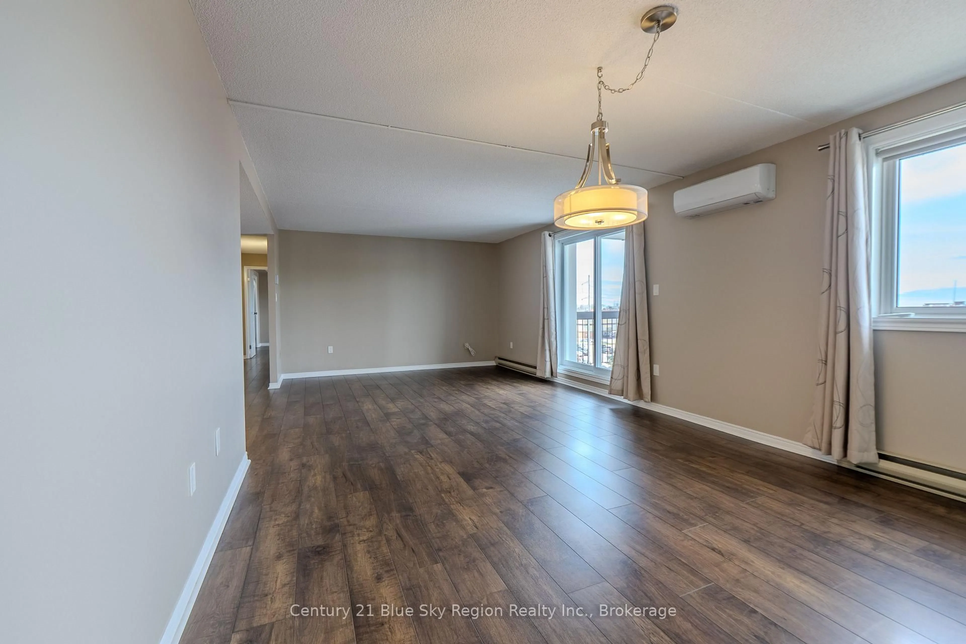 A pic of a room for 935 Stockdale Rd #602, North Bay Ontario P1B 9L7