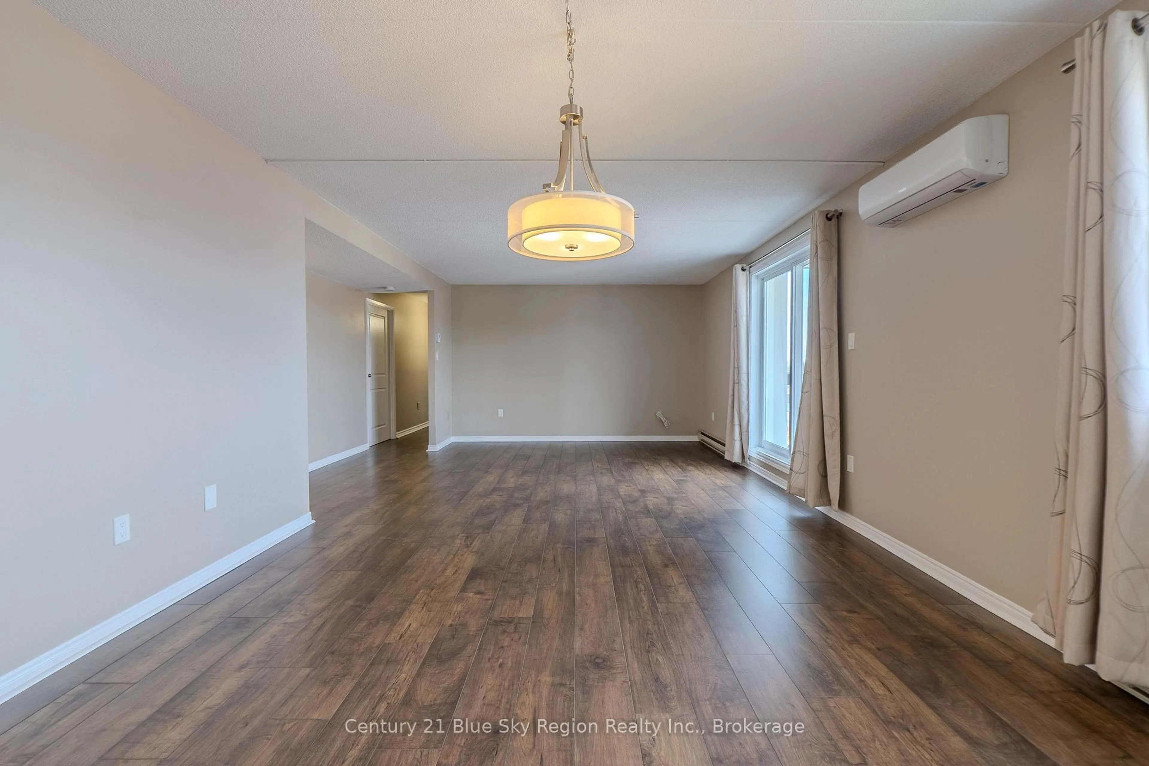A pic of a room for 935 Stockdale Rd #602, North Bay Ontario P1B 9L7