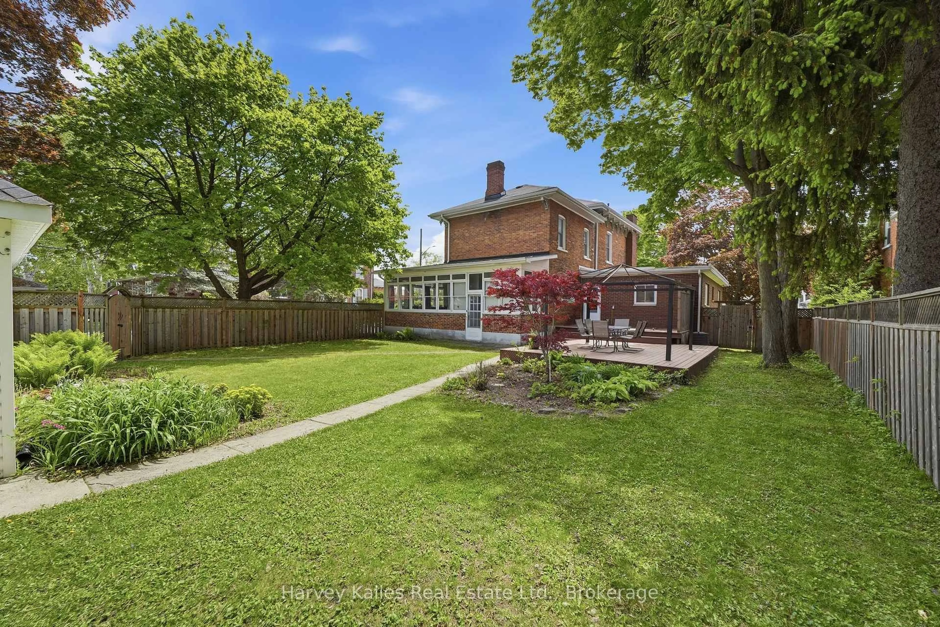 A pic from outside/outdoor area/front of a property/back of a property/a pic from drone, street for 18 Centre St, Prince Edward County Ontario K0K 2T0
