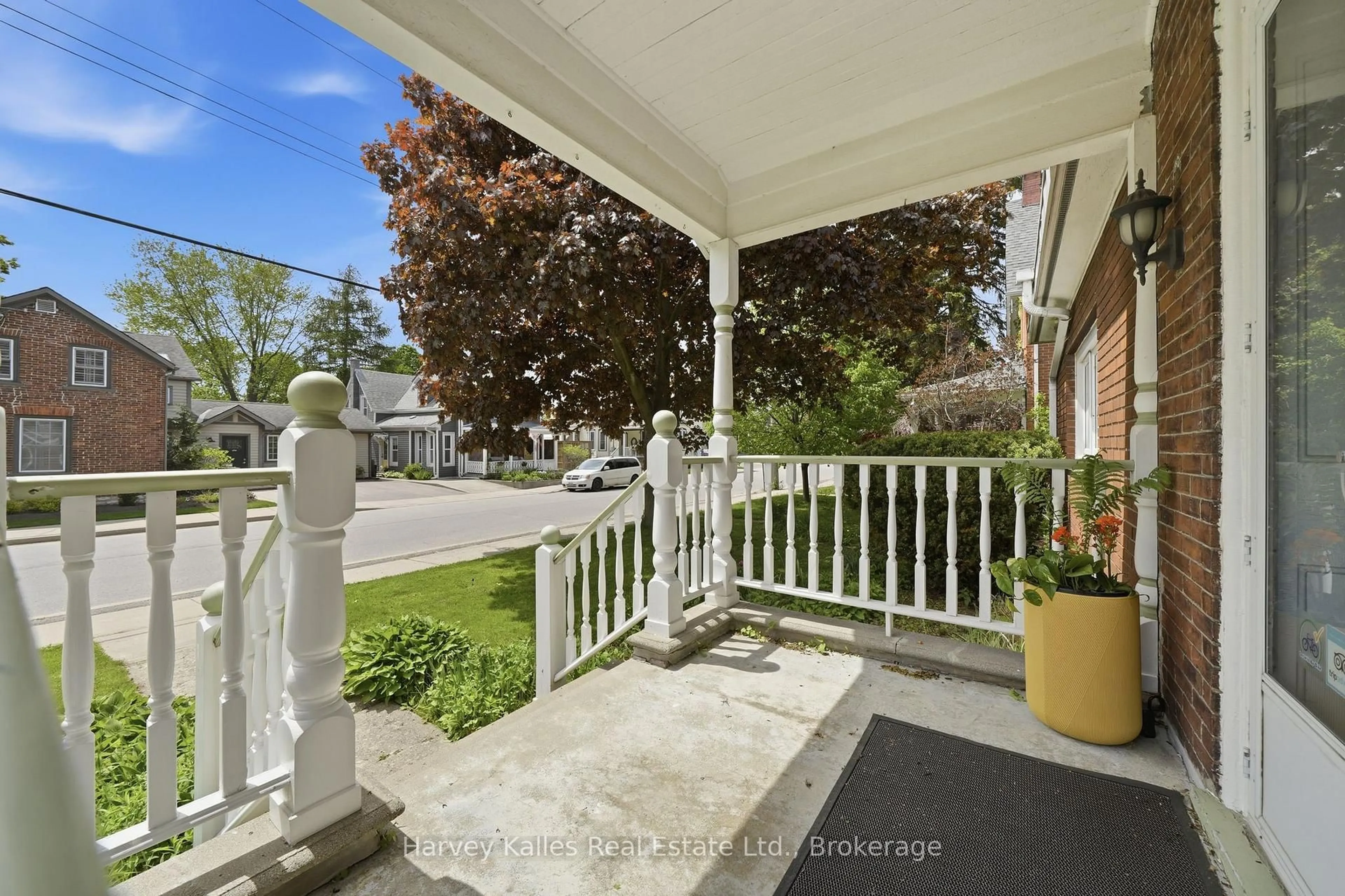 Patio, street for 18 Centre St, Prince Edward County Ontario K0K 2T0