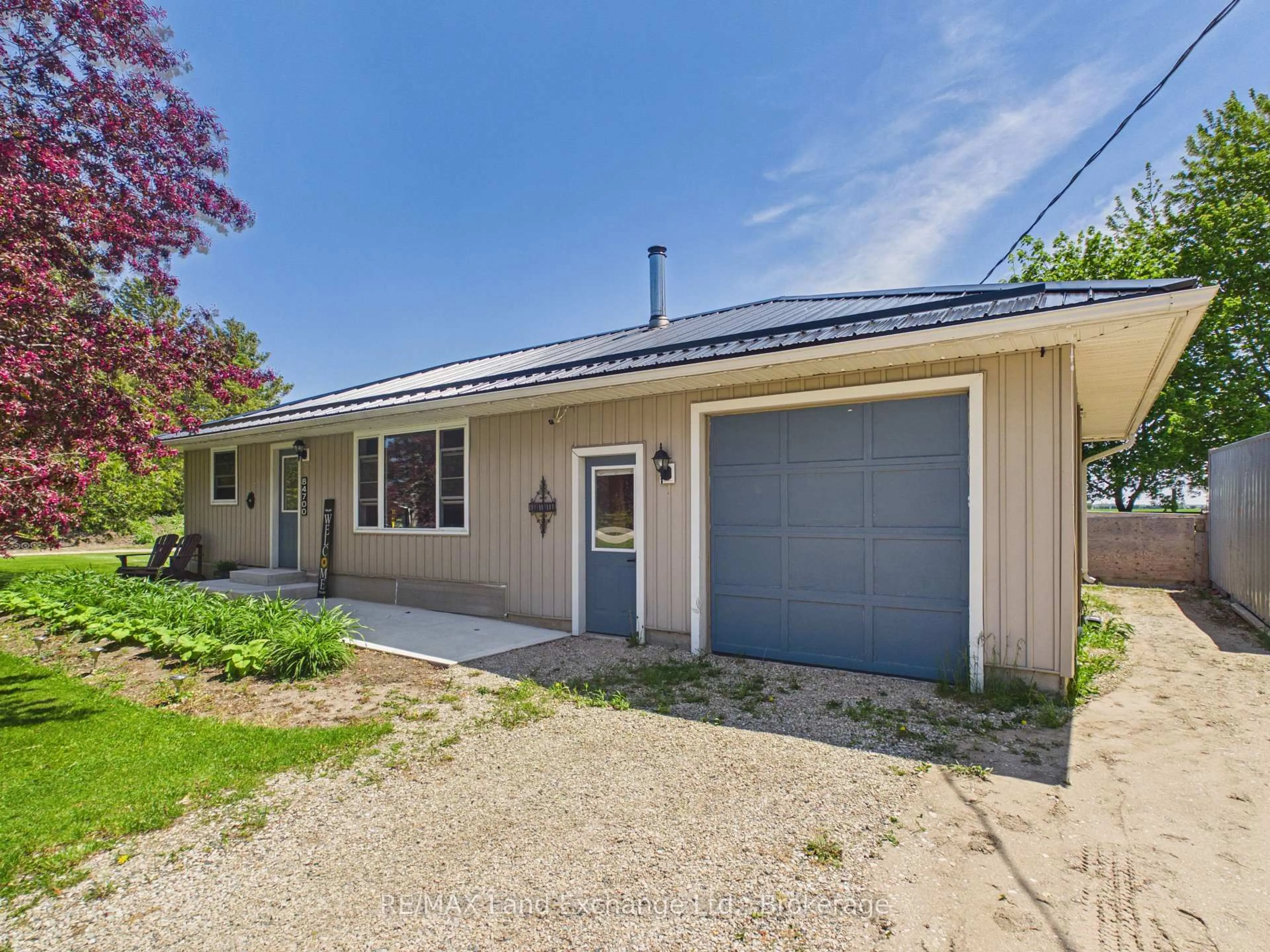 Home with vinyl exterior material, street for 84700 Kingsbridge Line, Ashfield-Colborne-Wawanosh Ontario N7A 3X9