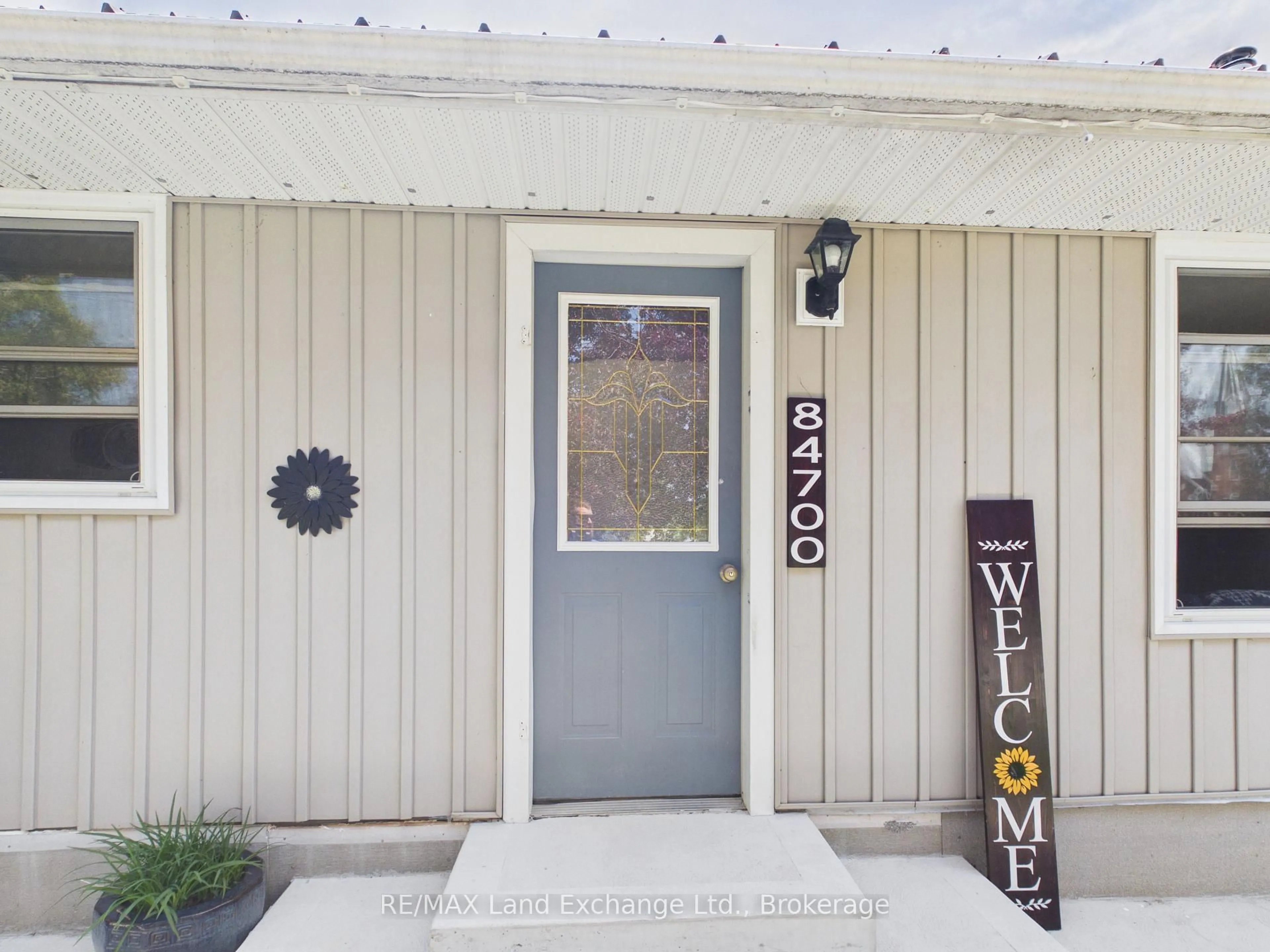 Unknown for 84700 Kingsbridge Line, Ashfield-Colborne-Wawanosh Ontario N7A 3X9
