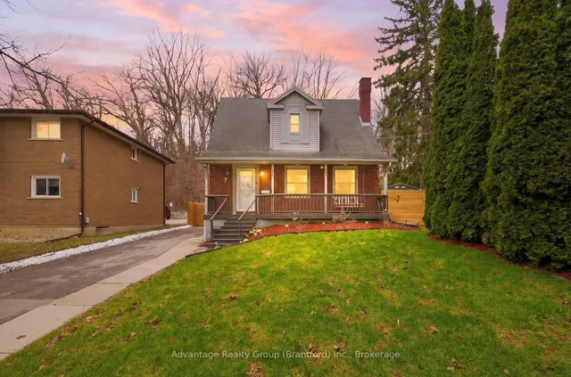 7 Barry Dr, Brantford 2