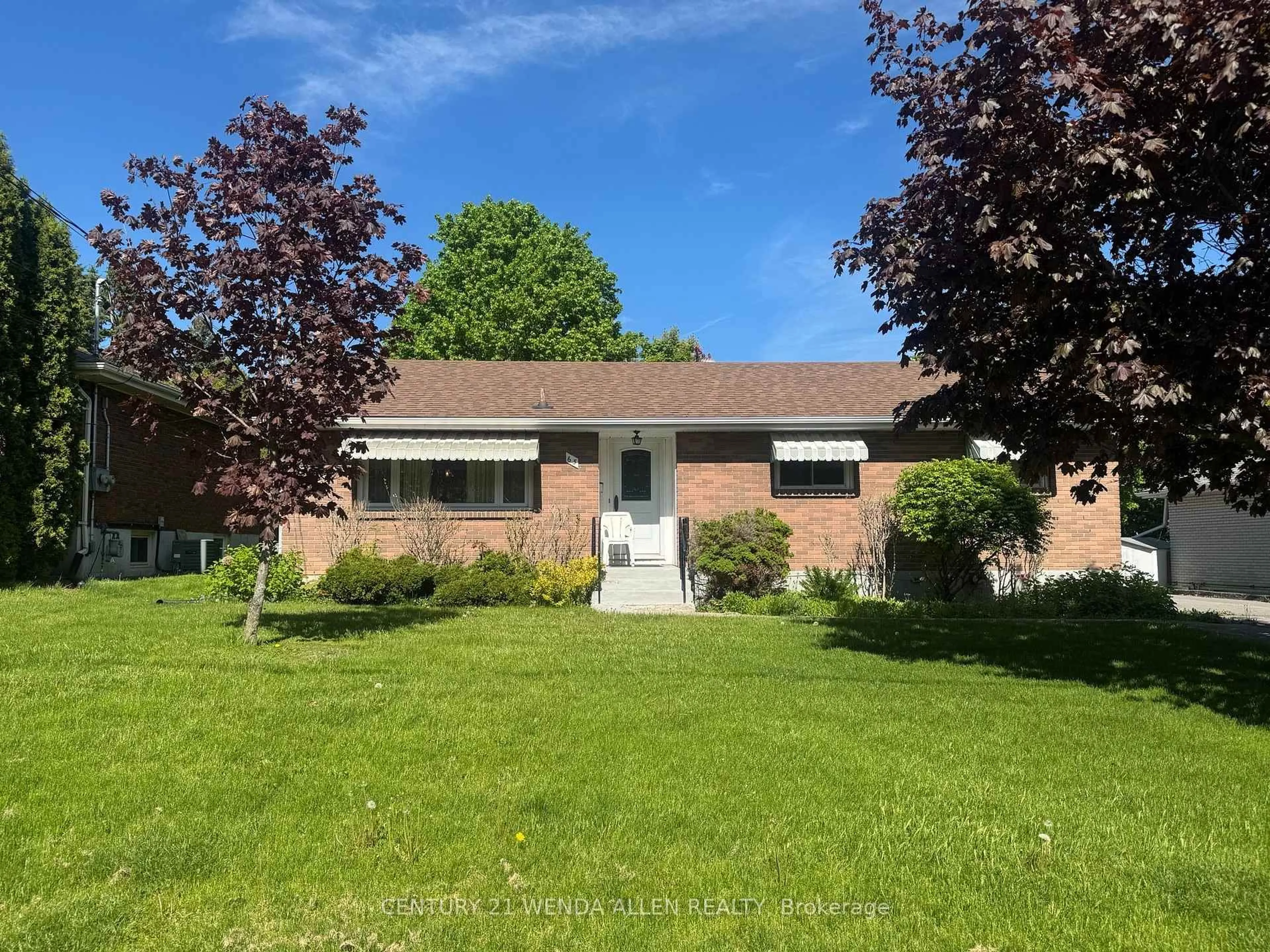Unknown for 63 Gilbert St, Belleville Ontario K8P 3G9