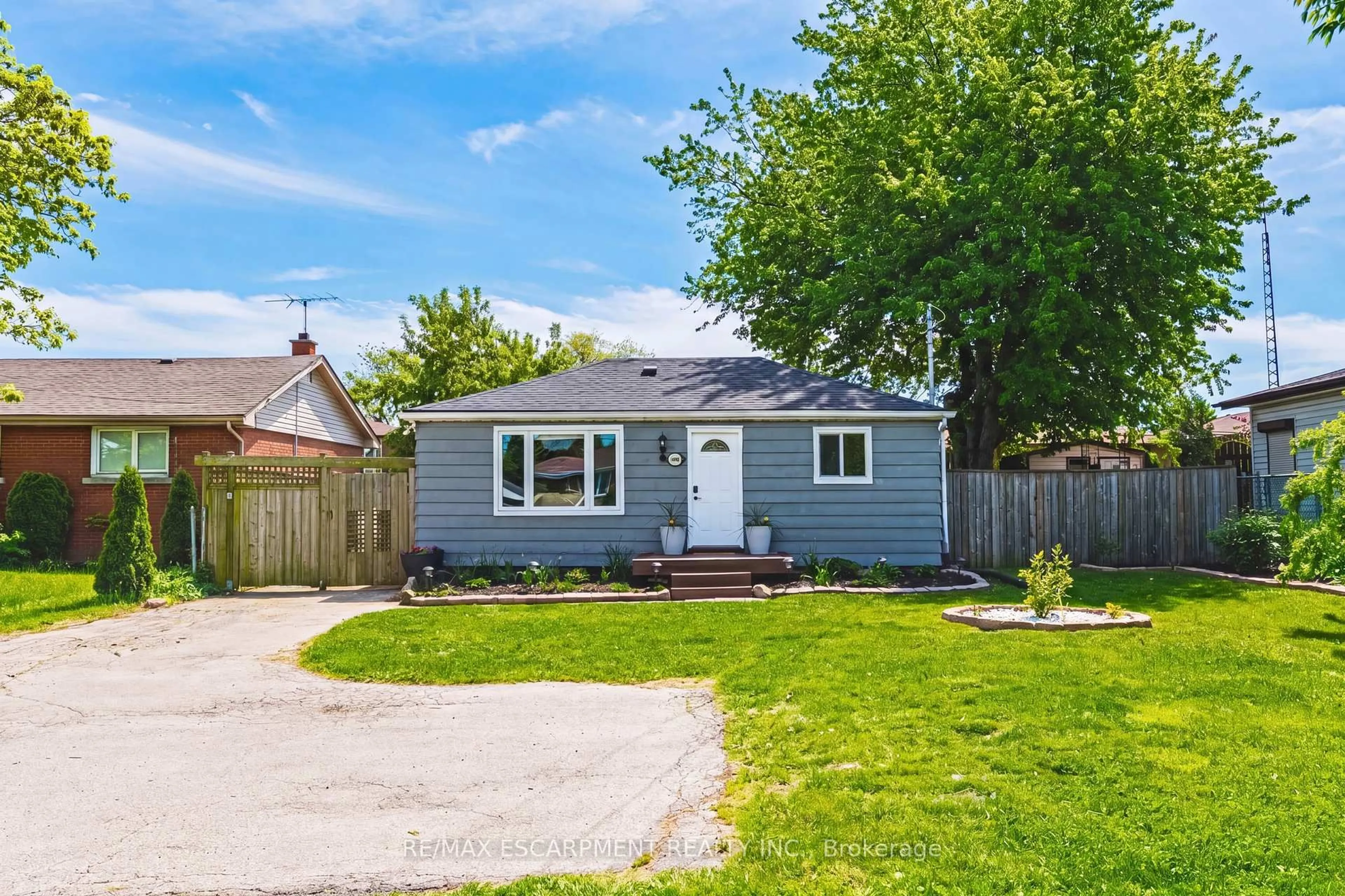 Unknown for 546 Mohawk Rd, Hamilton Ontario L8V 2J6